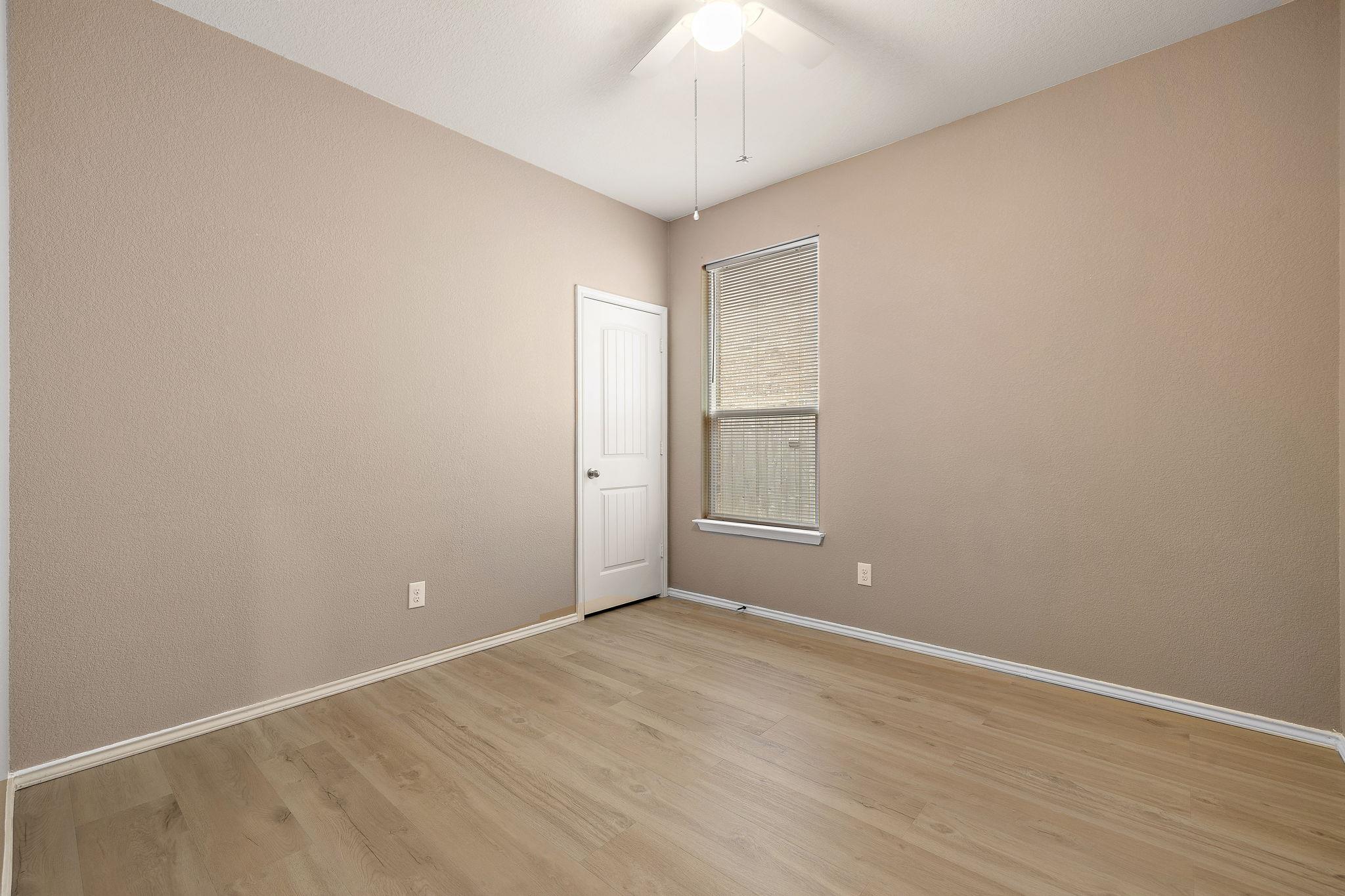 1012 Plano Ln, Leander, TX 78641