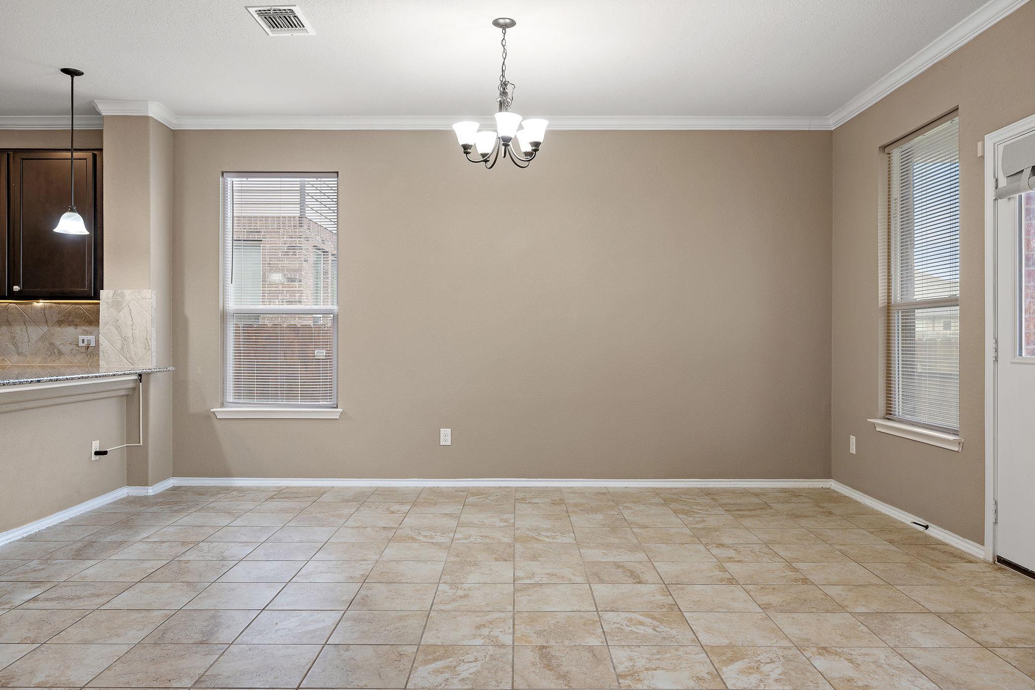 1012 Plano Ln, Leander, TX 78641