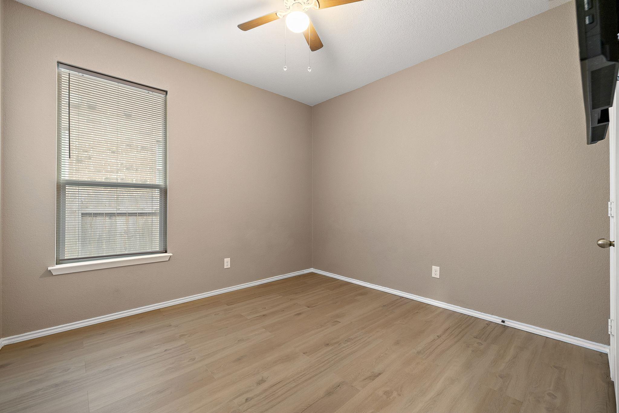 1012 Plano Ln, Leander, TX 78641