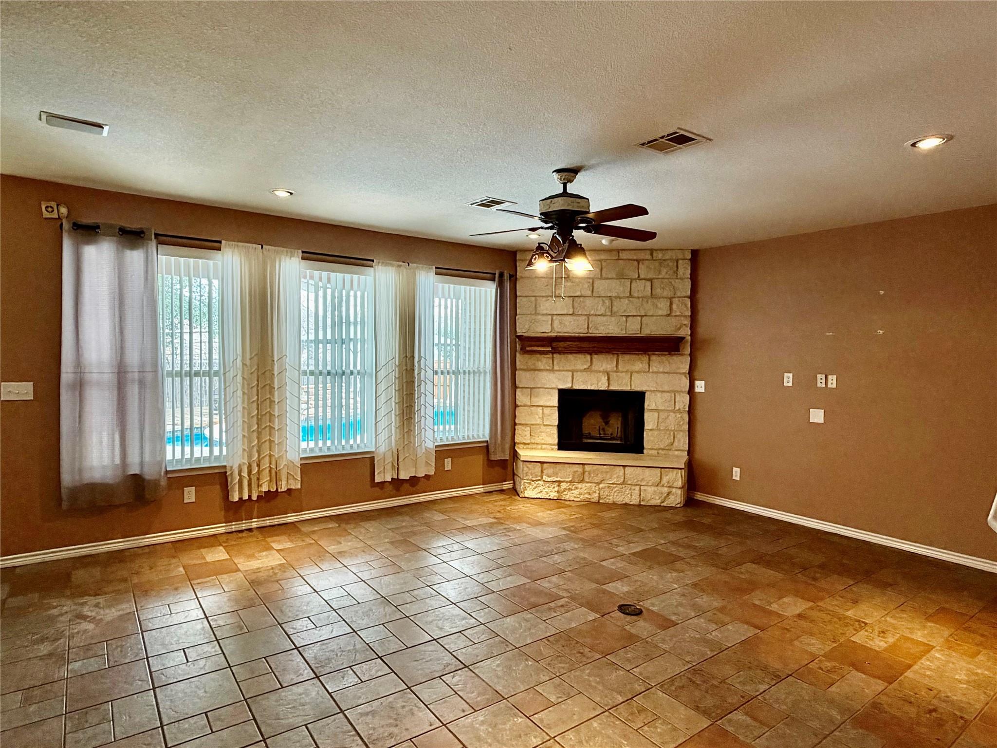 2123 Grizzly Trl, Harker Heights, TX 76548