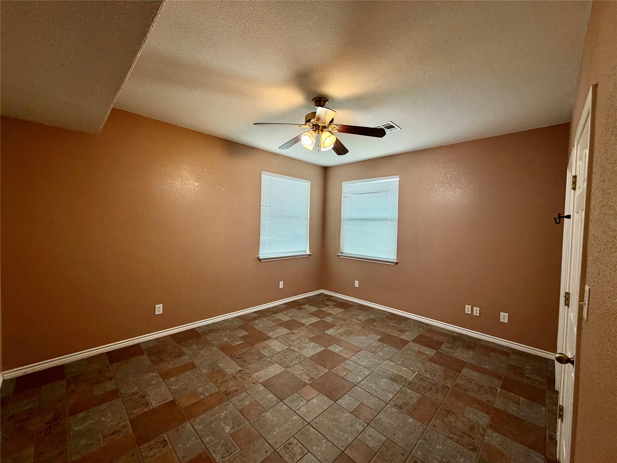 2123 Grizzly Trl, Harker Heights, TX 76548