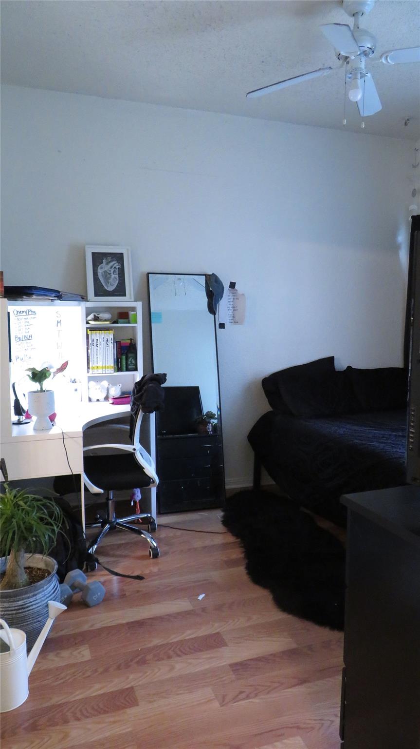 1910 Robbins Pl # 202, Austin, TX 78705