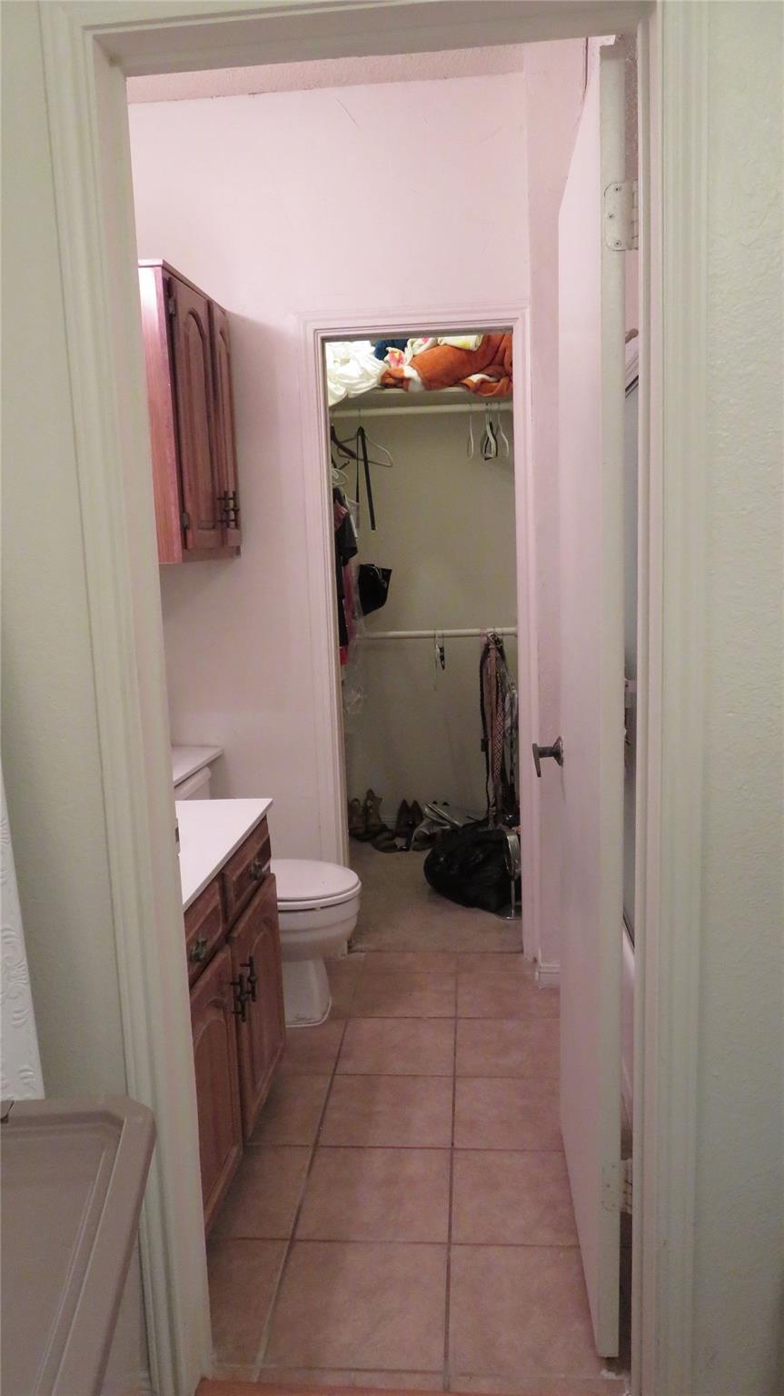 1910 Robbins Pl # 202, Austin, TX 78705