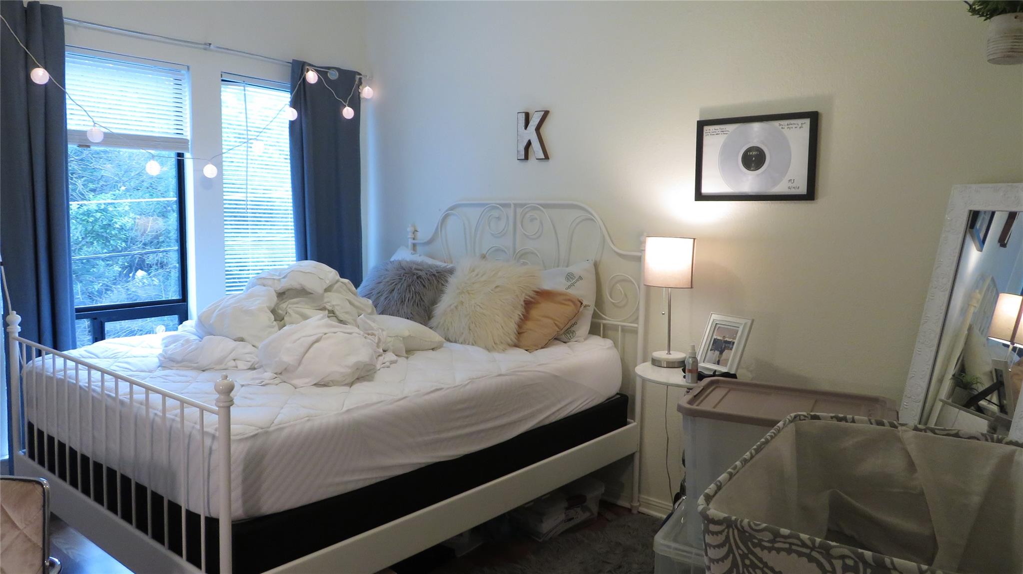 1910 Robbins Pl # 202, Austin, TX 78705