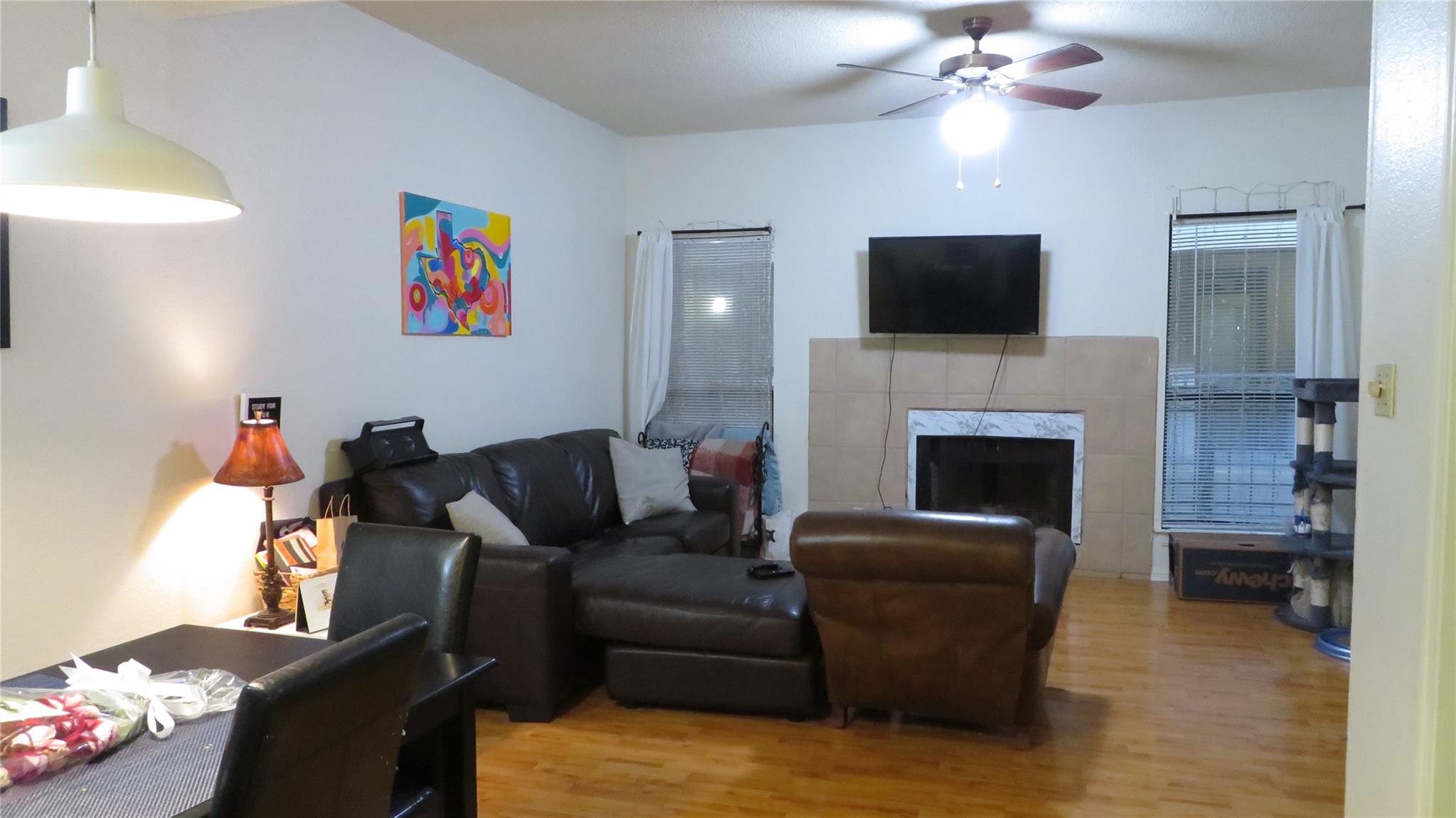 1910 Robbins Pl # 202, Austin, TX 78705