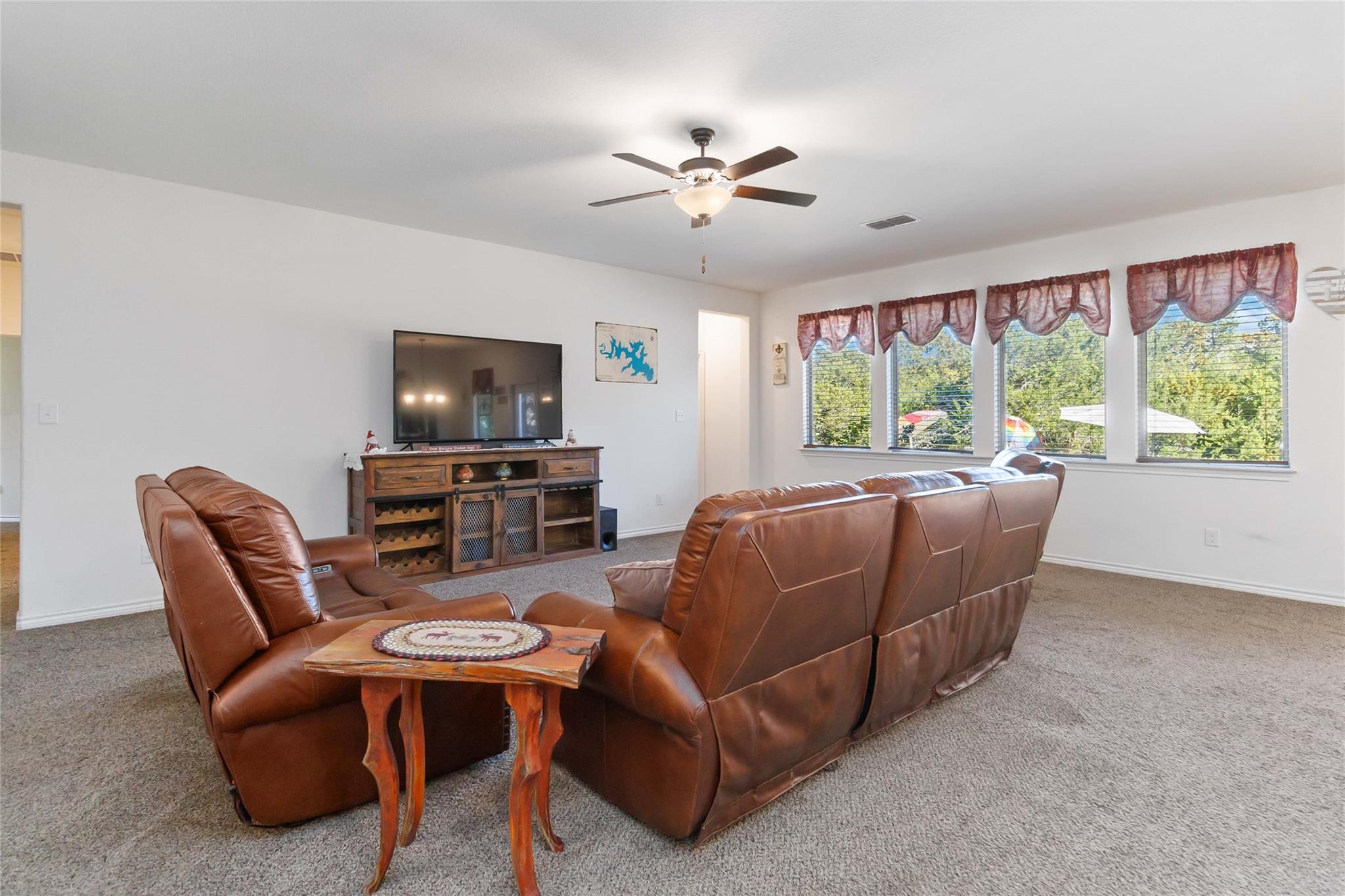 1193 Persimmon Pass, Fischer, TX 78623