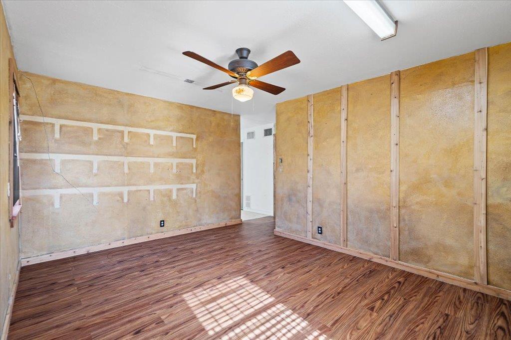 301 S Highway 183, Leander, TX 78641