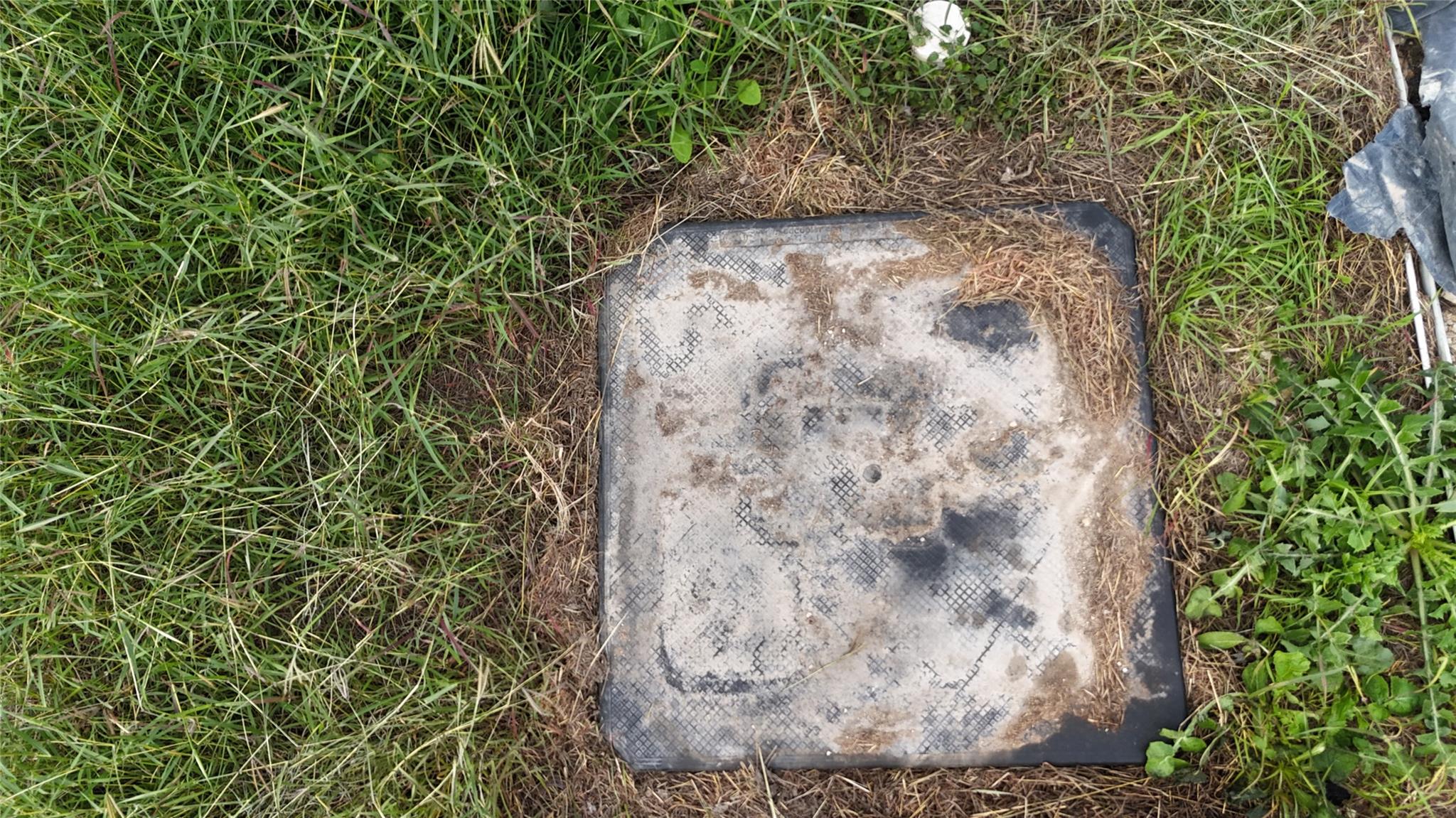 631 County Road 5715, Natalia, TX 78059