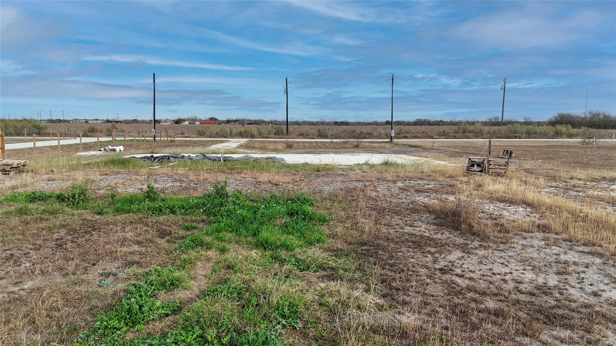 631 County Road 5715, Natalia, TX 78059