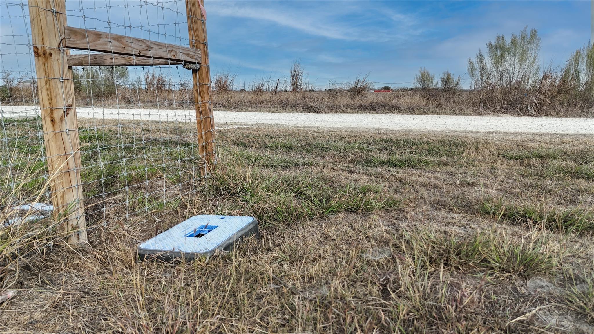 631 County Road 5715, Natalia, TX 78059