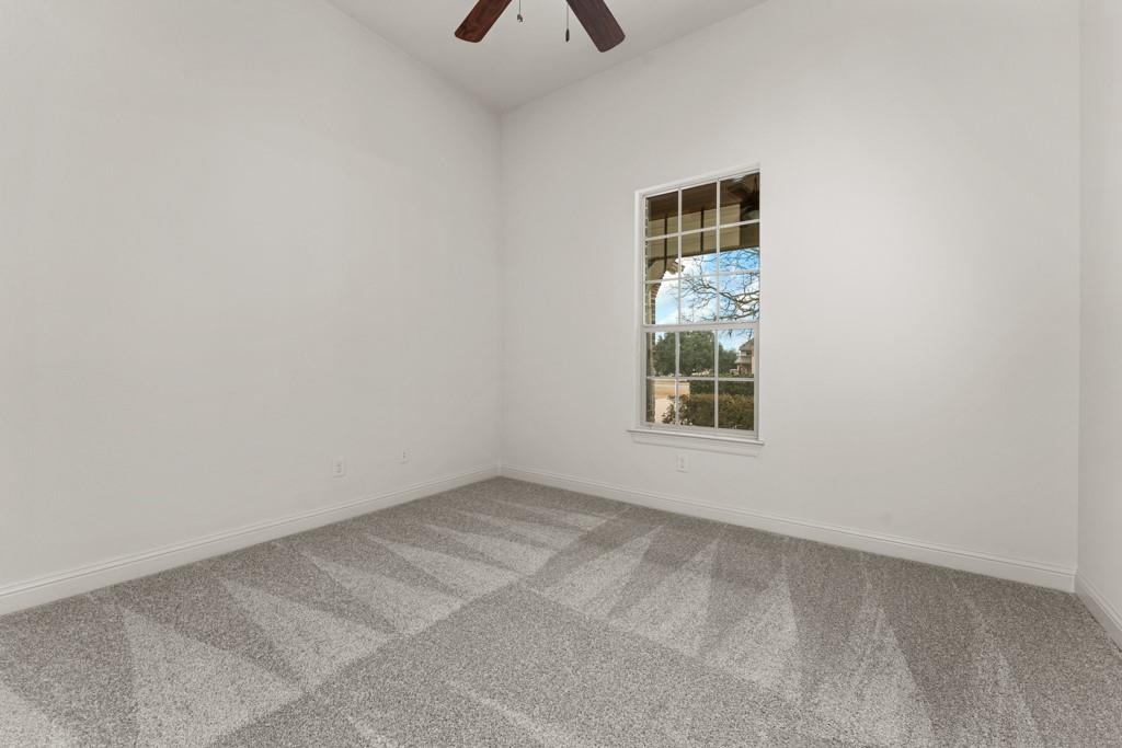 651 Shelf Rock Rd, Driftwood, TX 78619