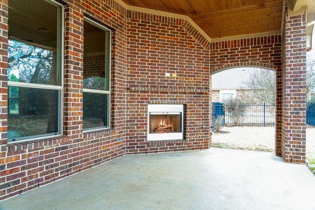 651 Shelf Rock Rd, Driftwood, TX 78619