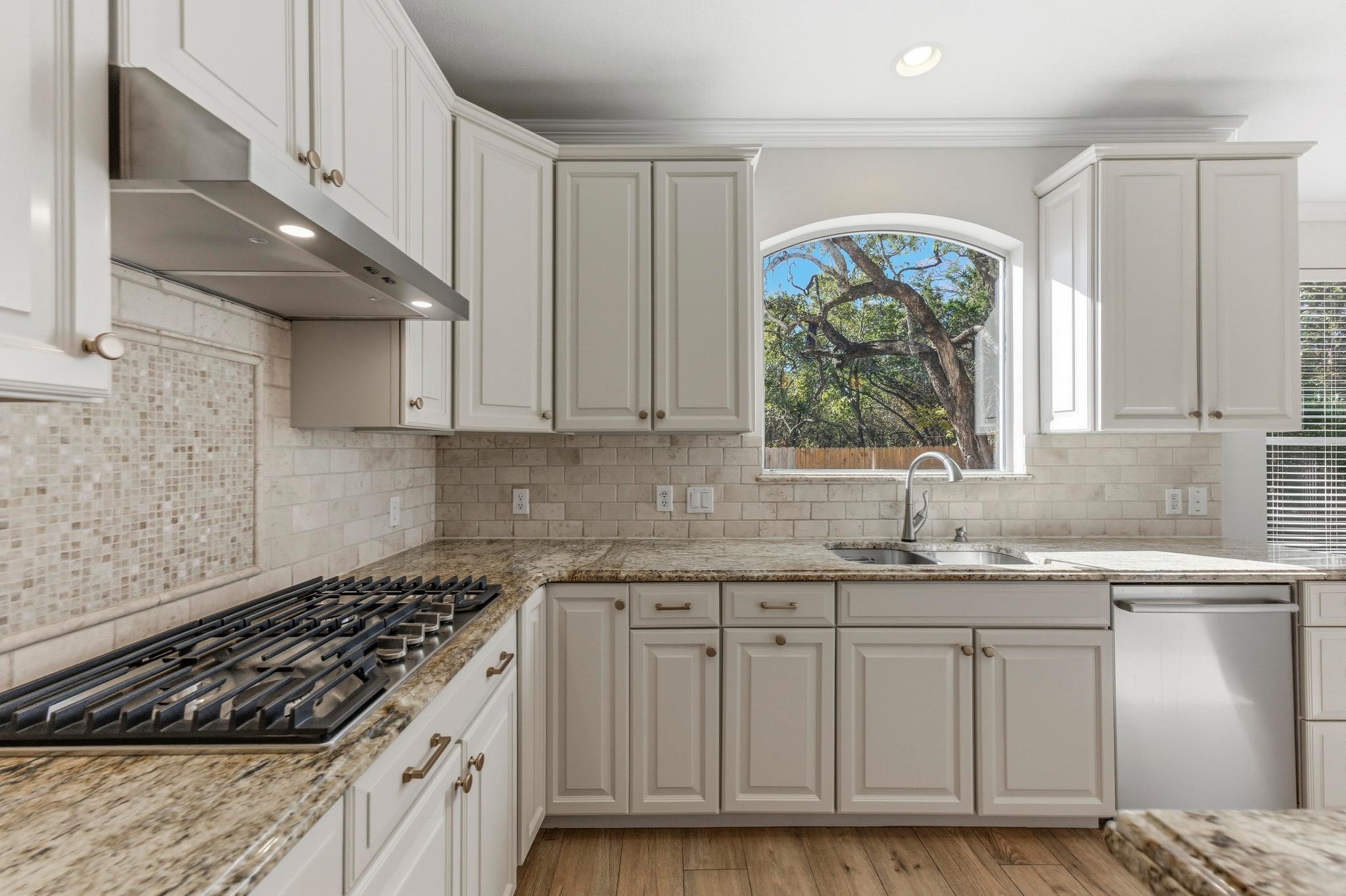 4509 Hibiscus Valley Dr, Austin, TX 78739