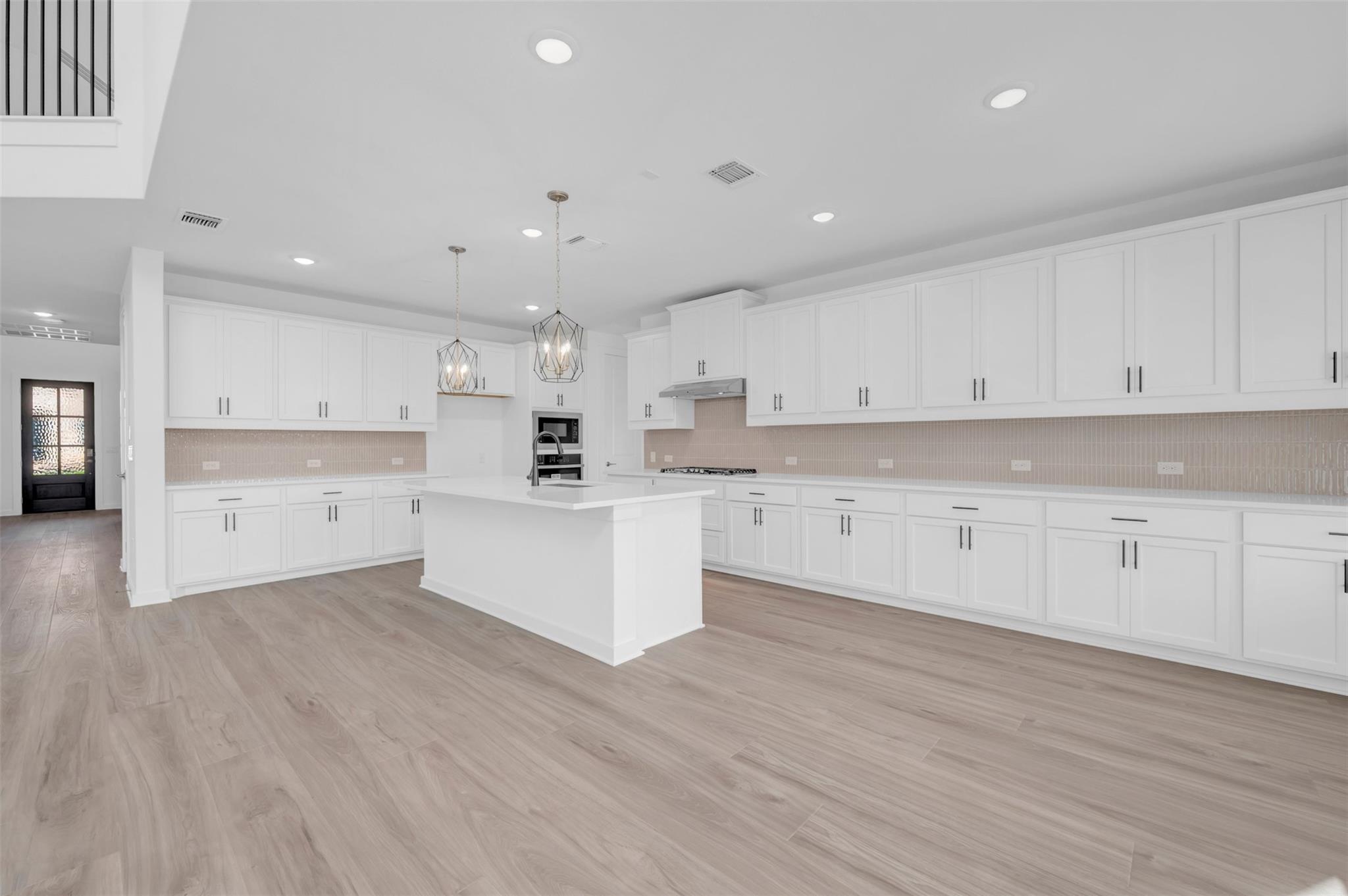 3929 Waxahachie Rd, Leander, TX 78641