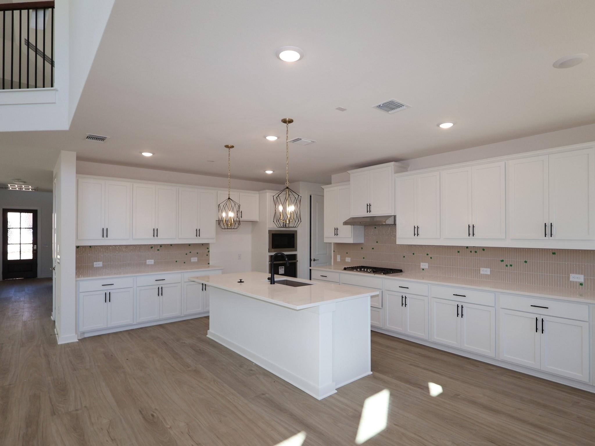 3929 Waxahachie Rd, Leander, TX 78641