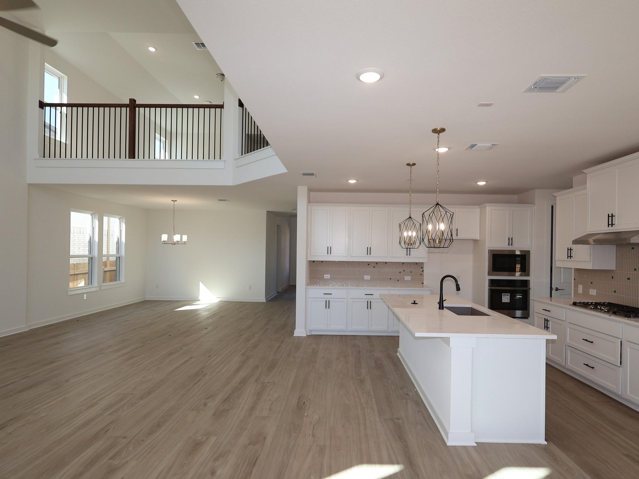 3929 Waxahachie Rd, Leander, TX 78641