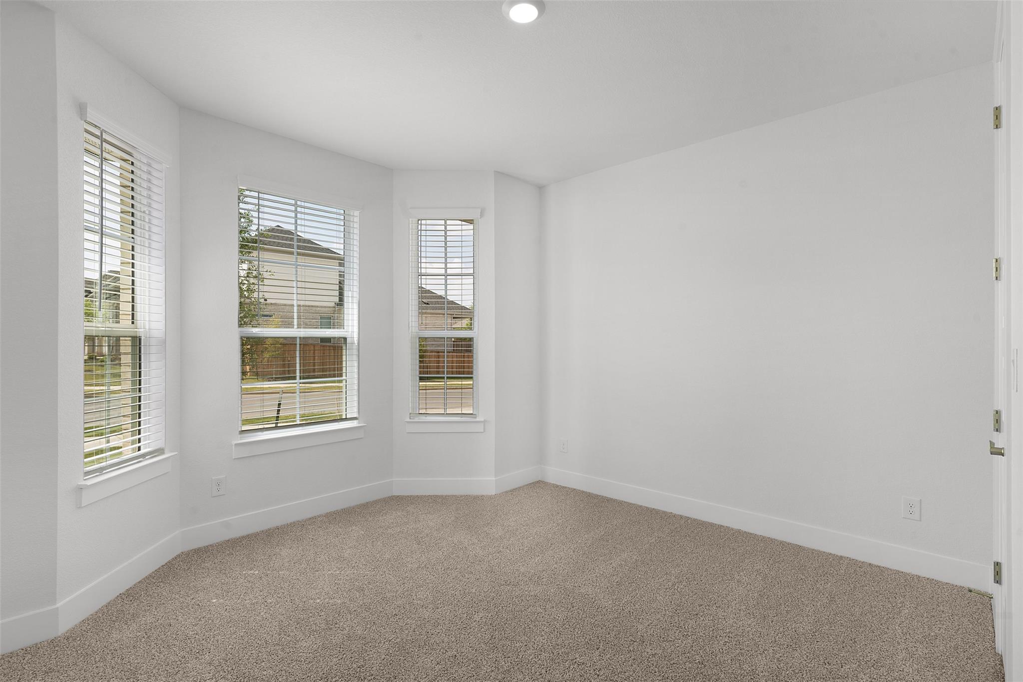 1300 Snowdrop Dr, Georgetown, TX 78628