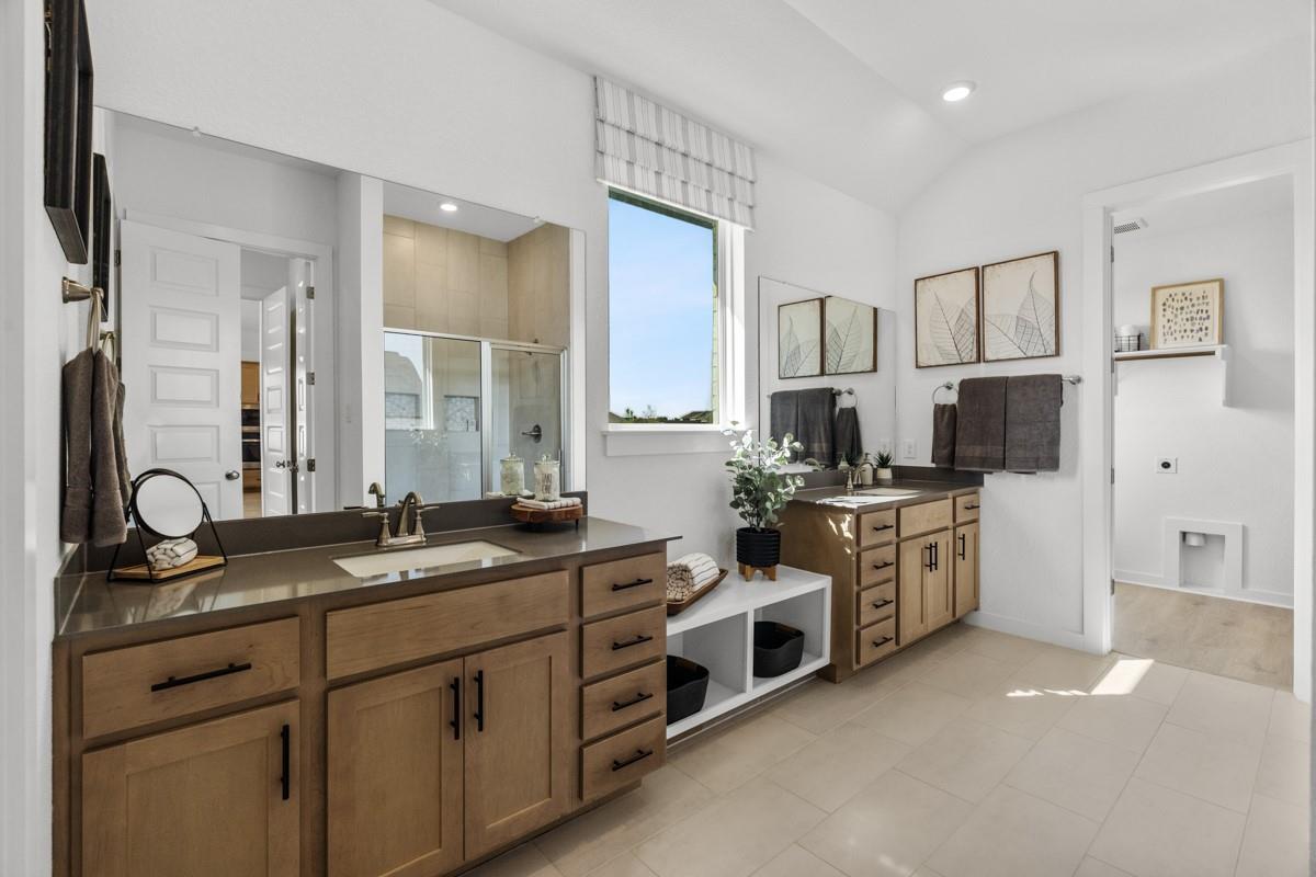 1300 Snowdrop Dr, Georgetown, TX 78628