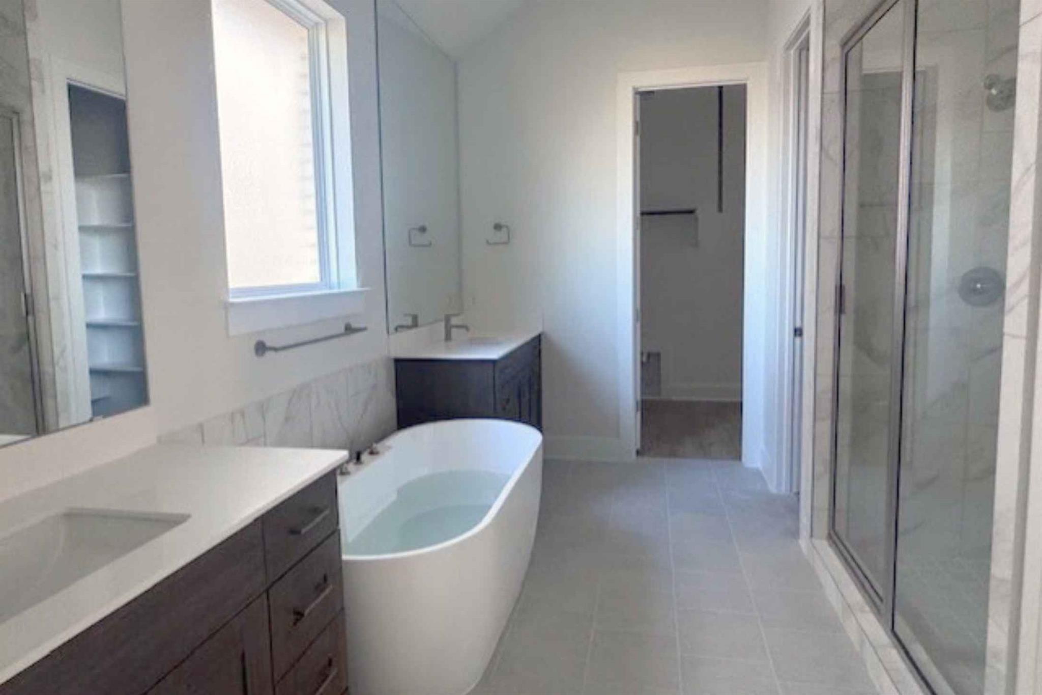 1300 Snowdrop Dr, Georgetown, TX 78628