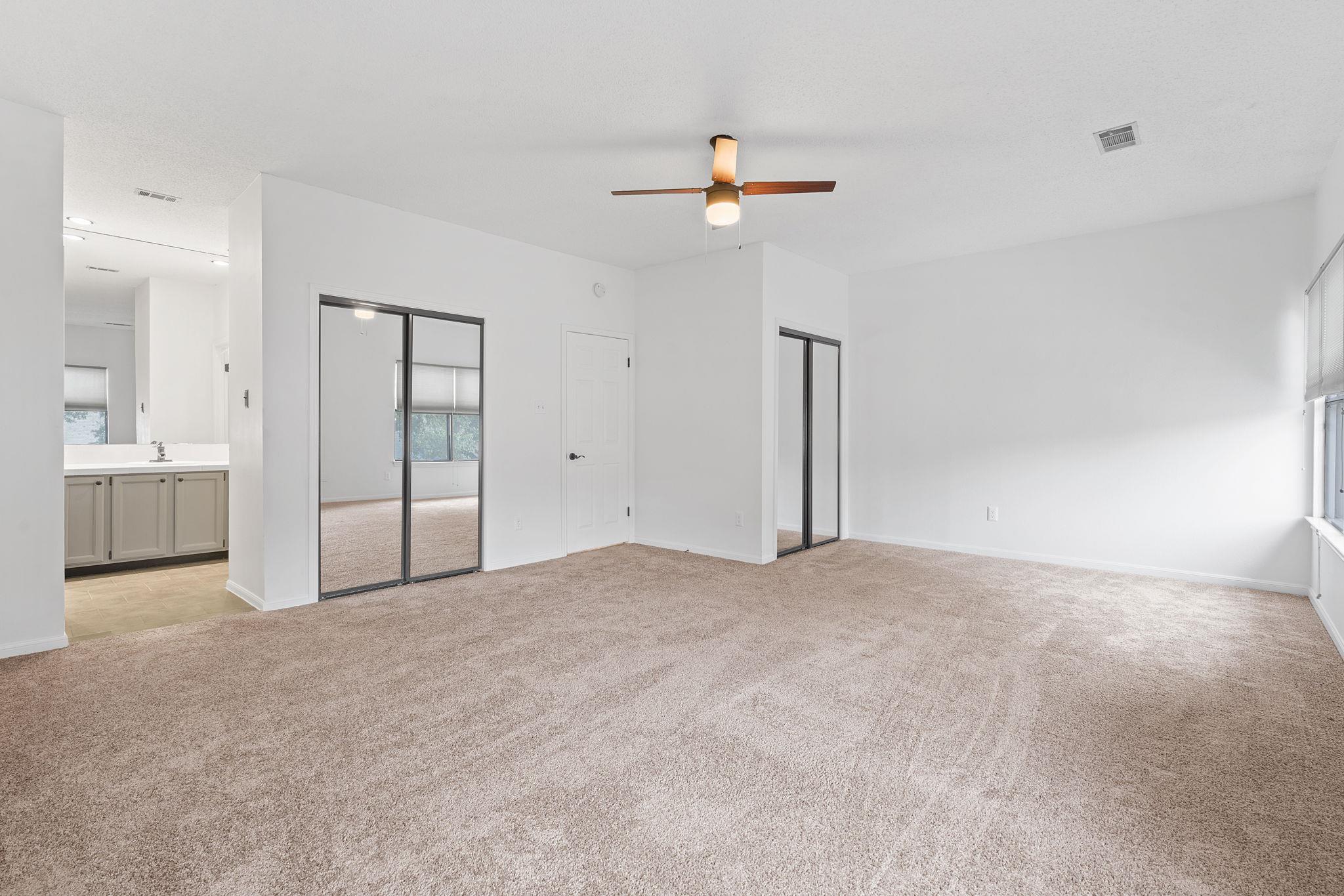 10819 Crown Colony Dr # 22, Austin, TX 78747