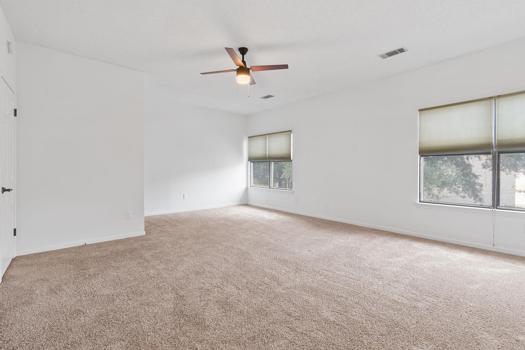 10819 Crown Colony Dr # 22, Austin, TX 78747