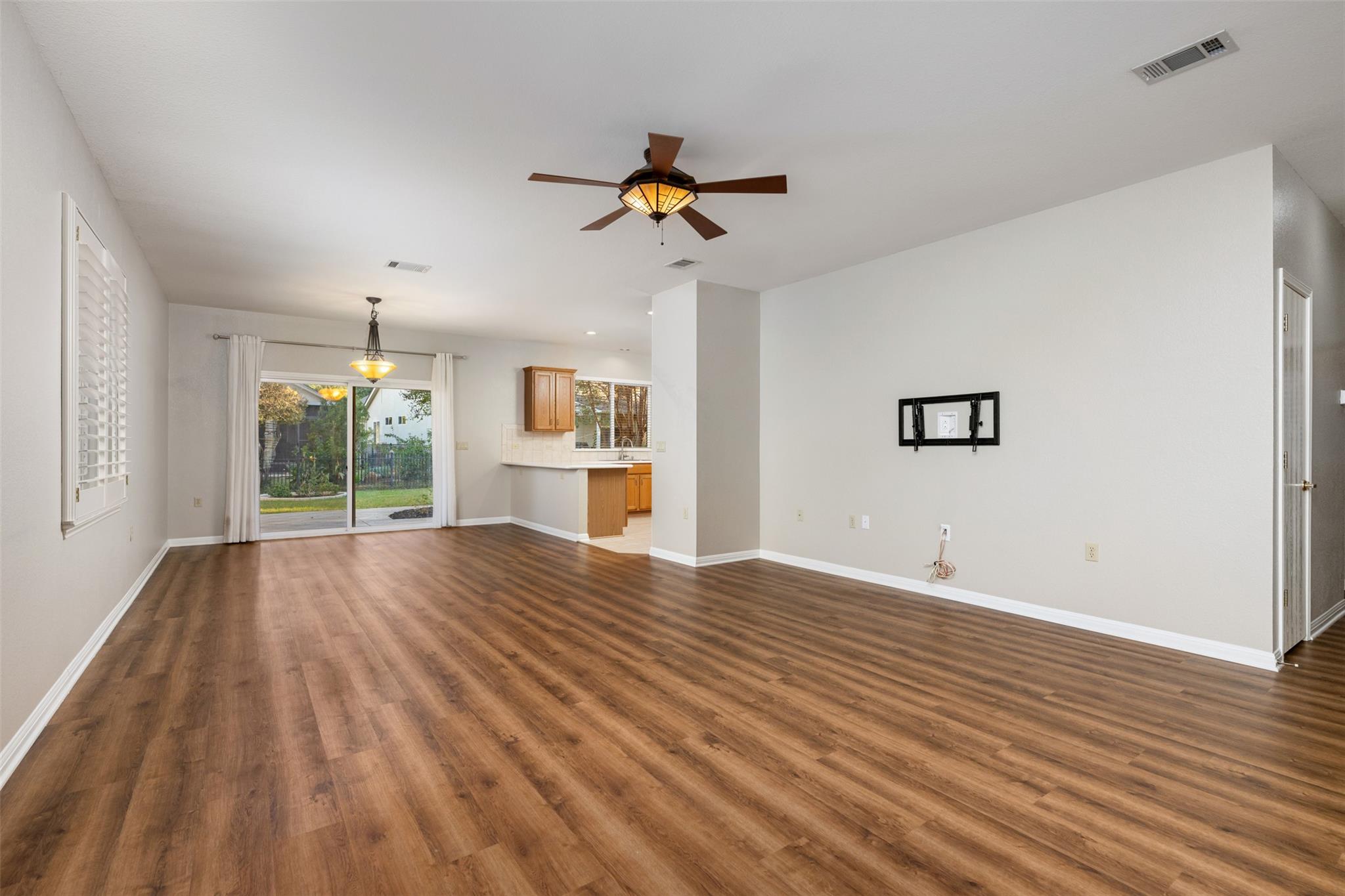 105 Lubbock Dr, Georgetown, TX 78633