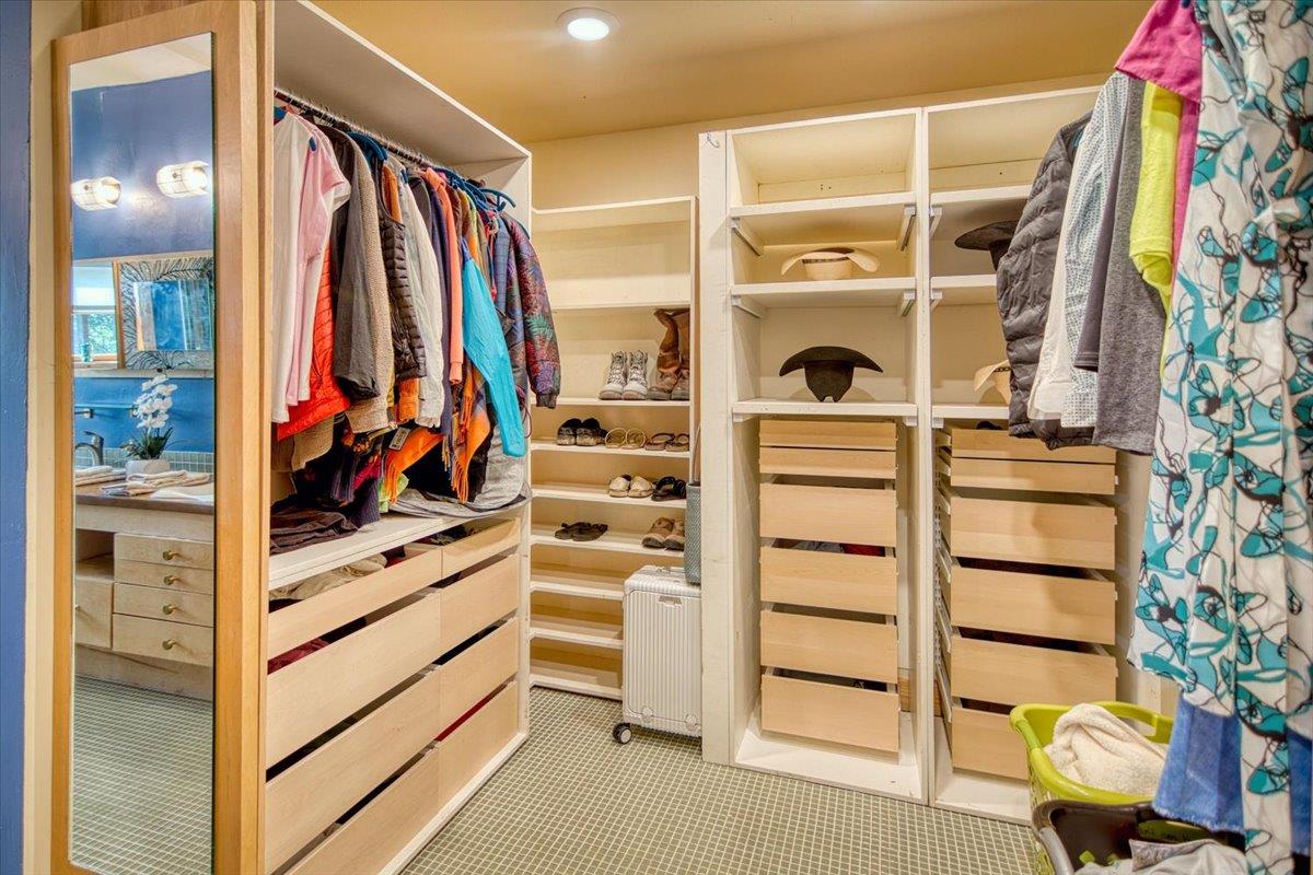 301 Blessing Ranch Rd., Liberty Hill, TX 78642