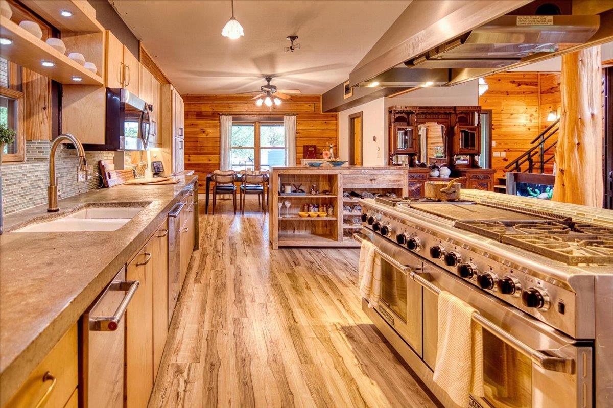 301 Blessing Ranch Rd., Liberty Hill, TX 78642