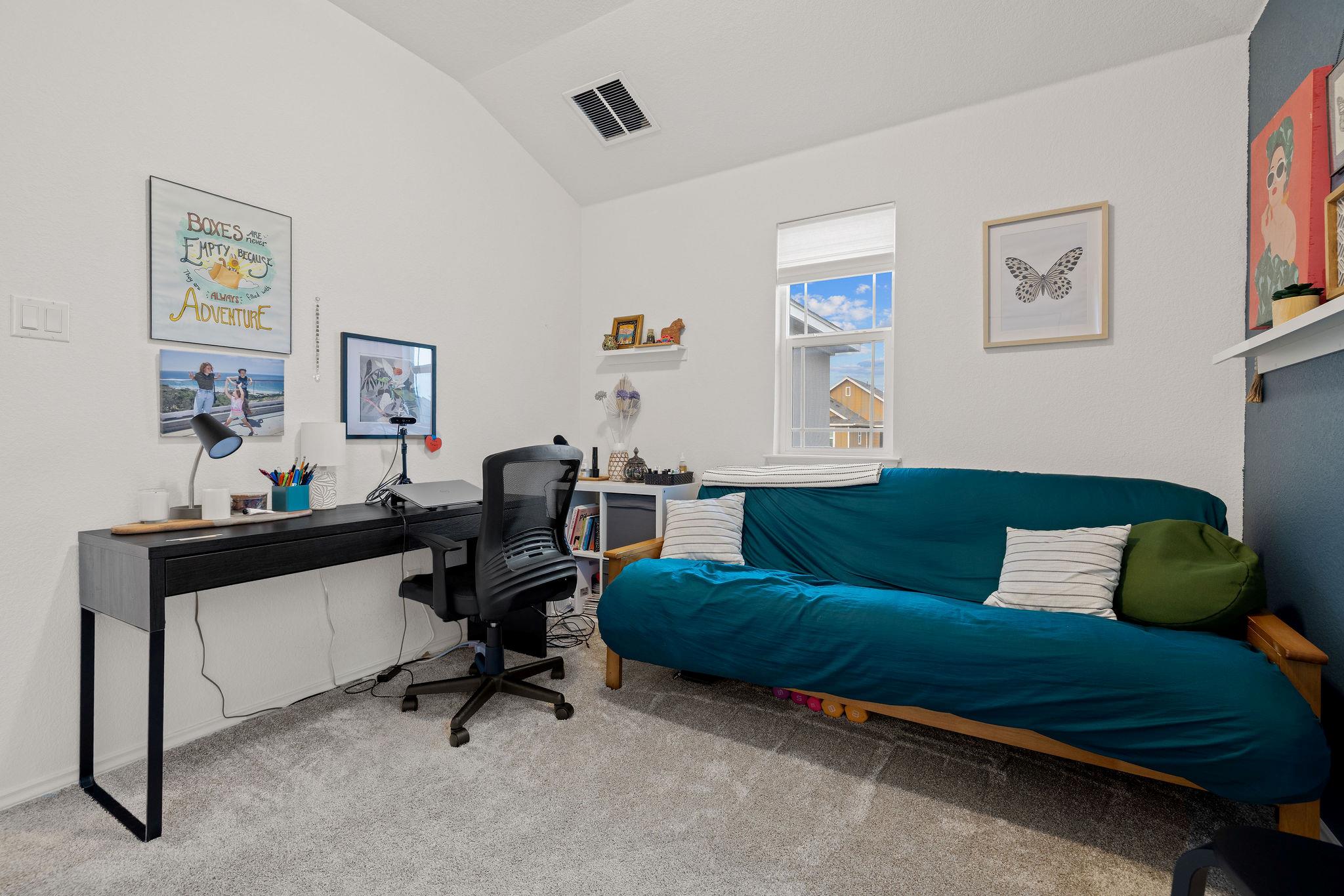 209 Sage Derby Dr, Hutto, TX 78634