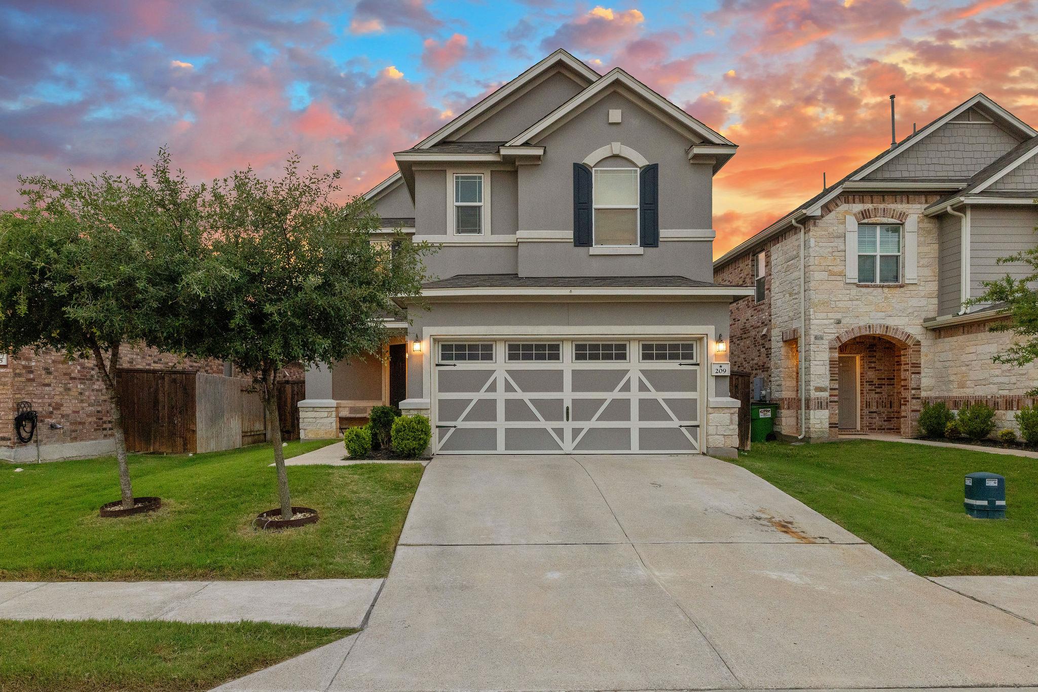 209 Sage Derby Dr, Hutto, TX 78634