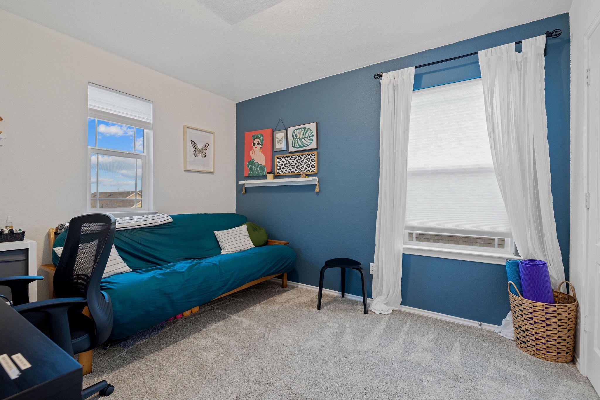 209 Sage Derby Dr, Hutto, TX 78634