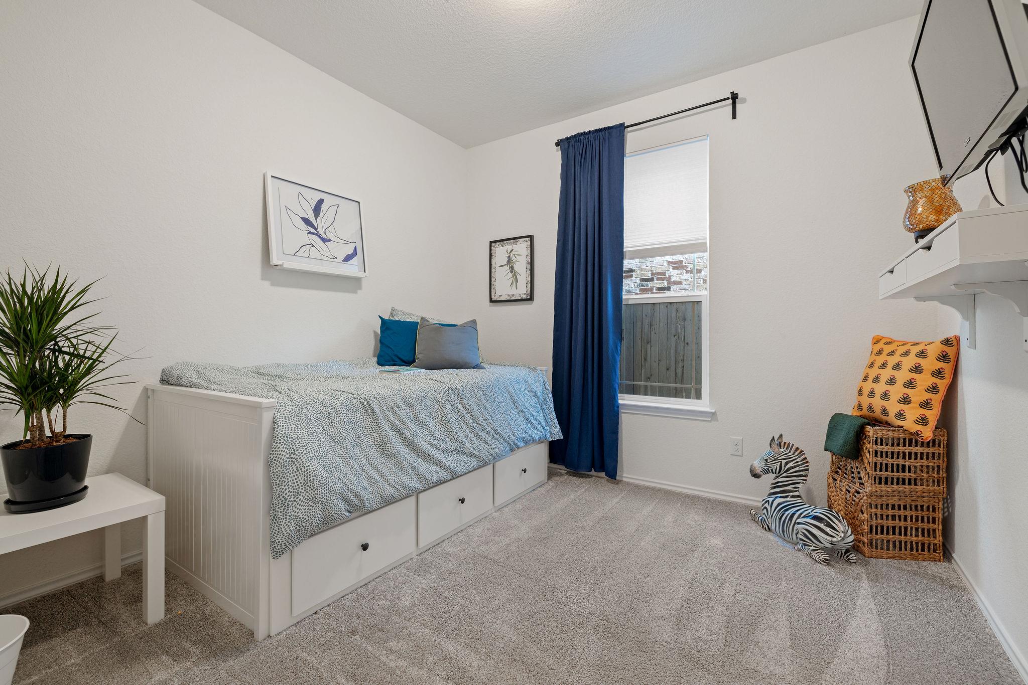 209 Sage Derby Dr, Hutto, TX 78634