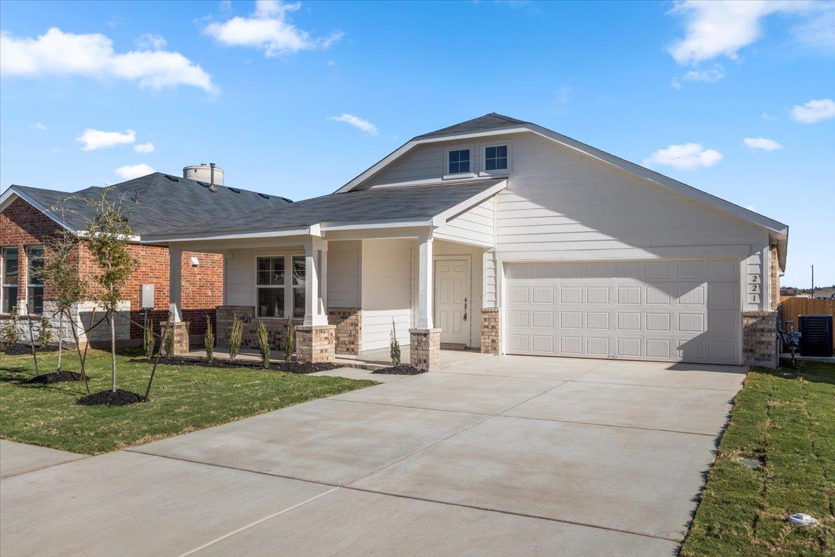 221 Rodney Boat Rd, Kyle, TX 78640