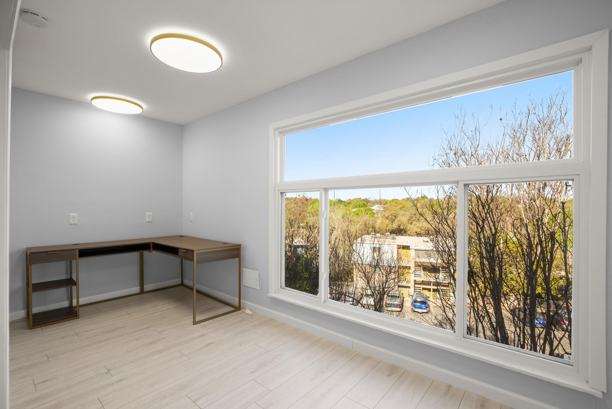 620 S 1st St # 315, Austin, TX 78704