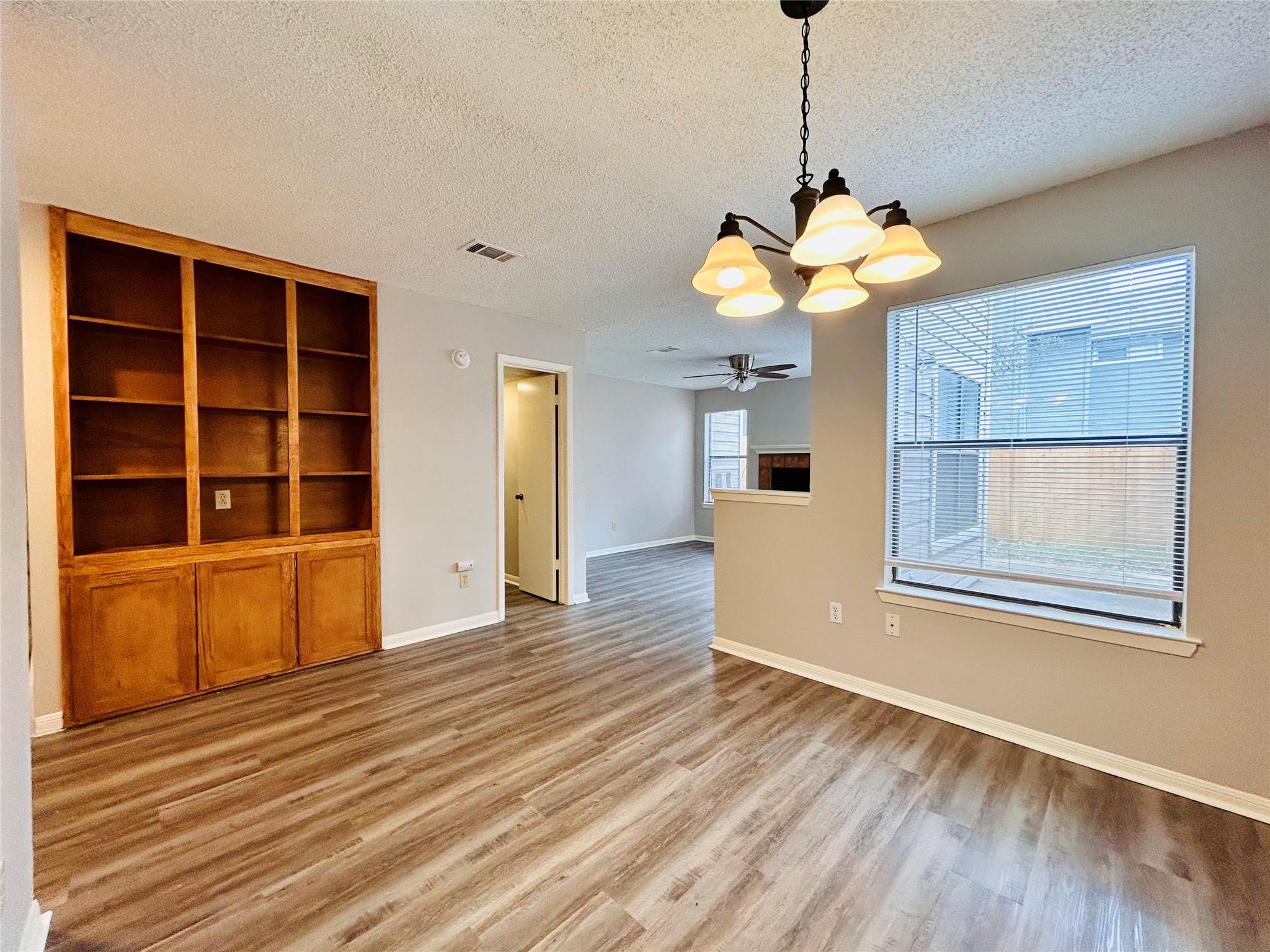 8900 Schick Rd # C, Austin, TX 78729