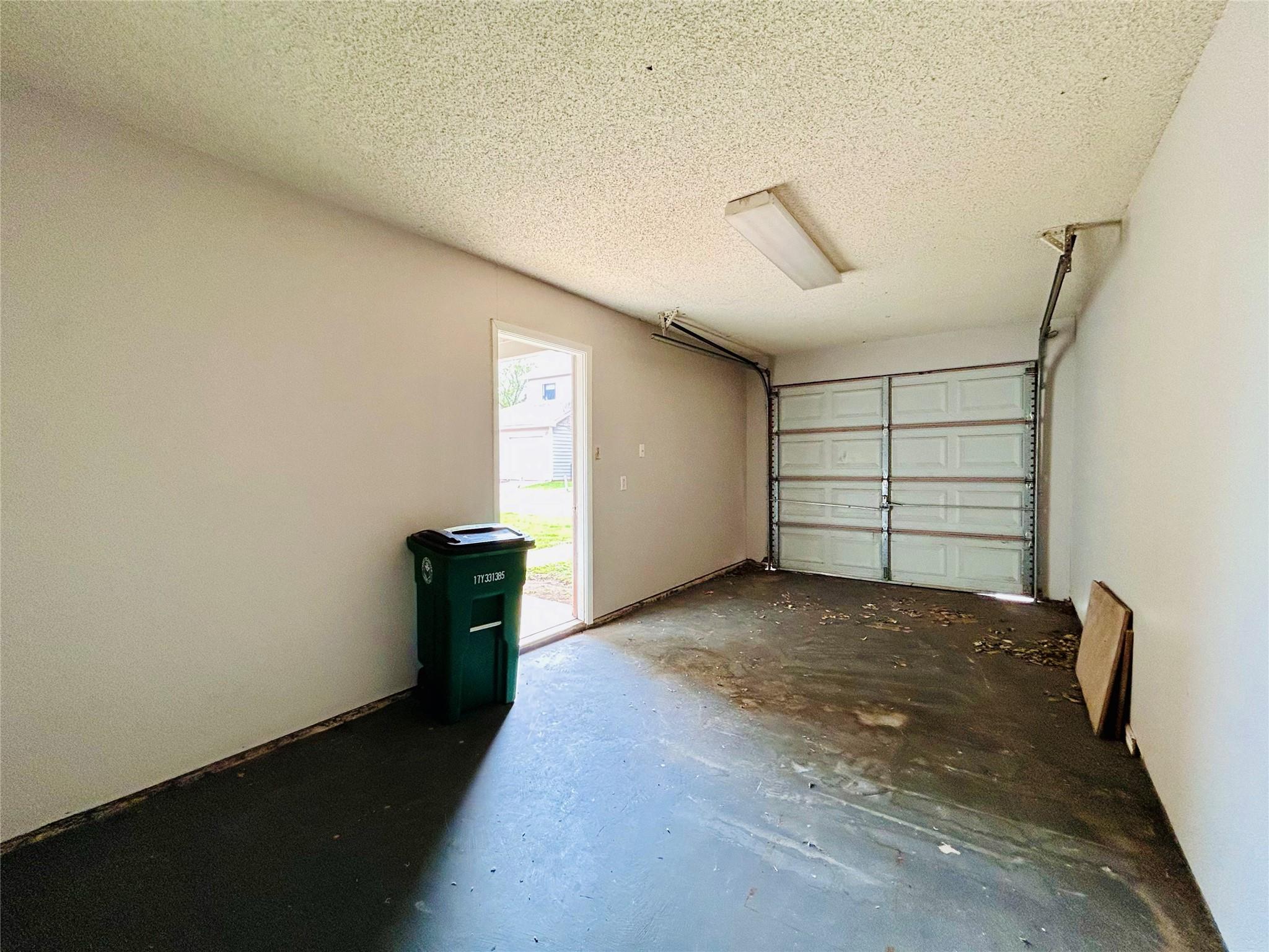 8900 Schick Rd # C, Austin, TX 78729