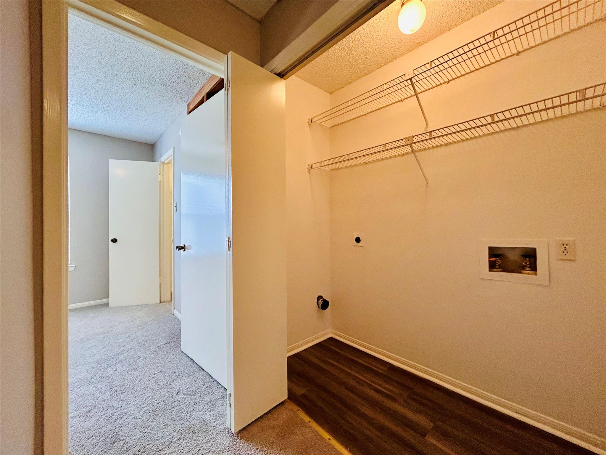 8900 Schick Rd # C, Austin, TX 78729