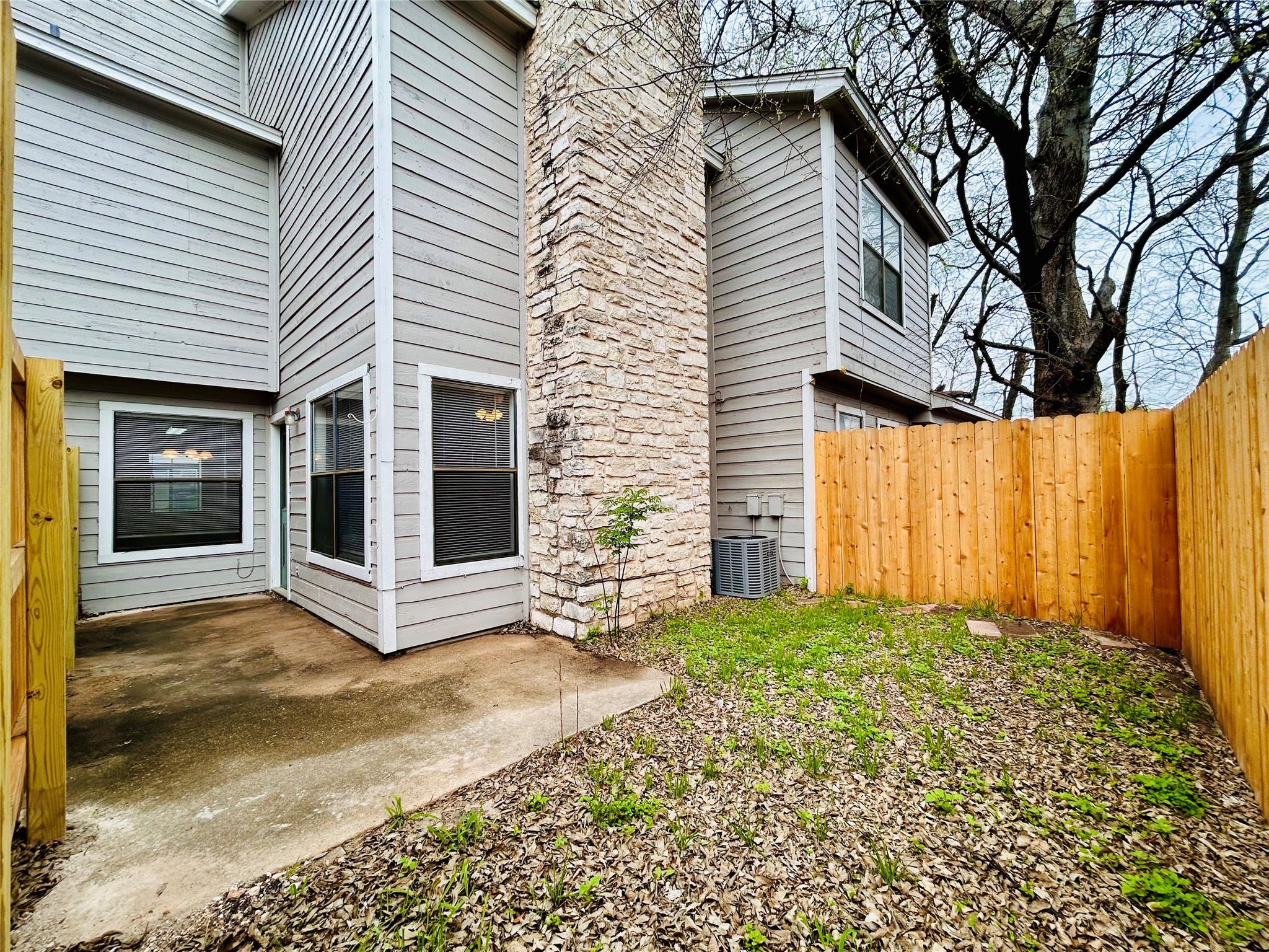 8900 Schick Rd # C, Austin, TX 78729