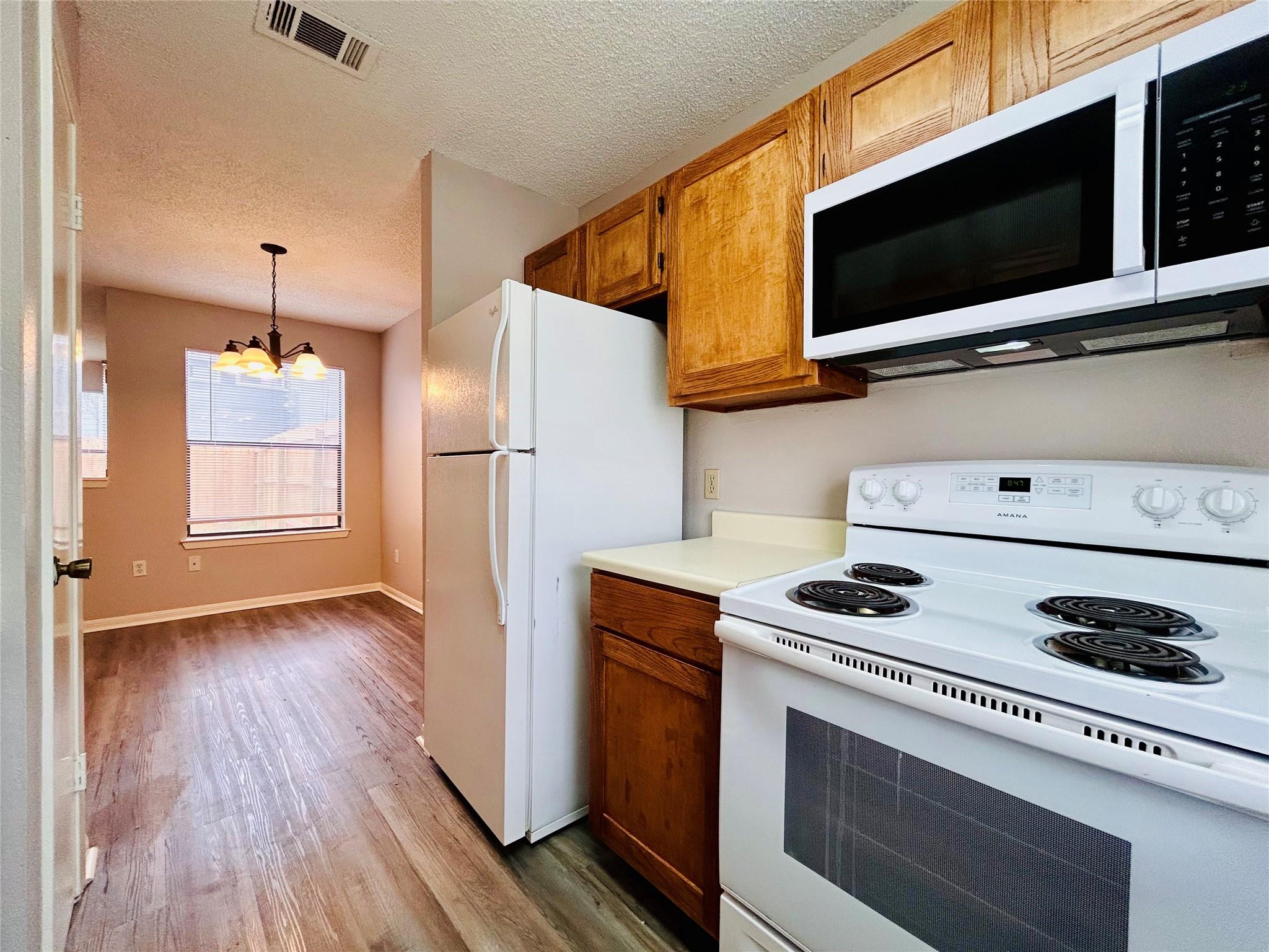 8900 Schick Rd # C, Austin, TX 78729