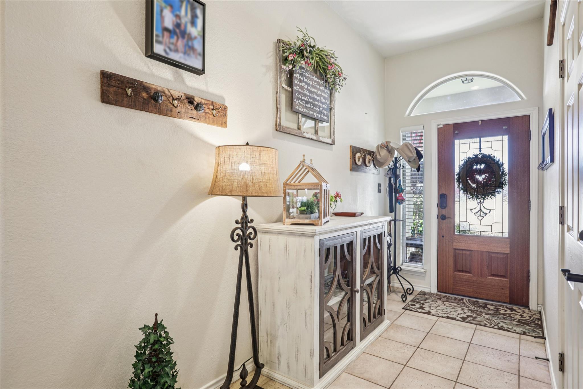 500 Leanna Woods Cv, Manchaca, TX 78652