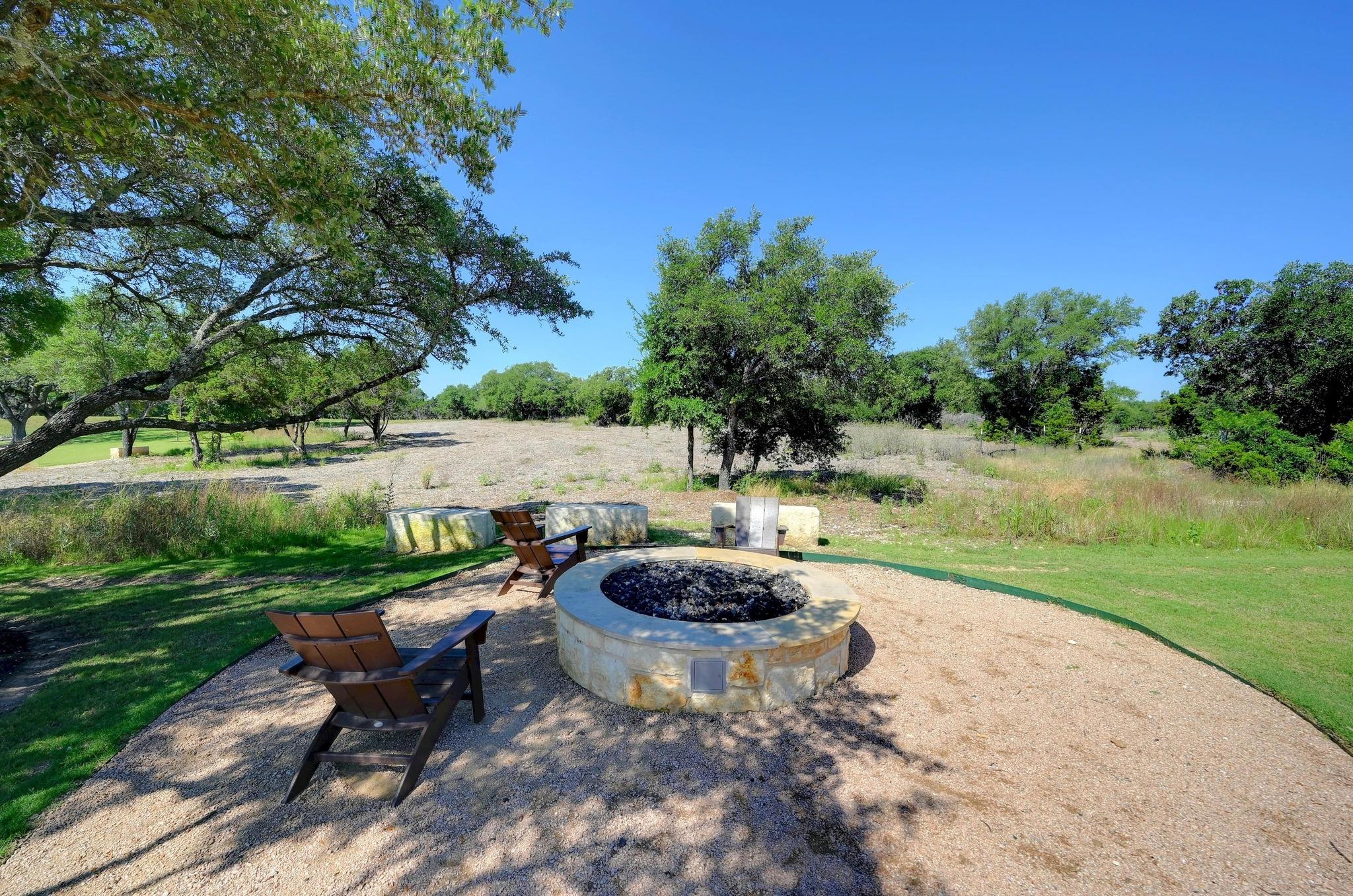 205 AUDIE MURPHY Cir, Leander, TX 78641