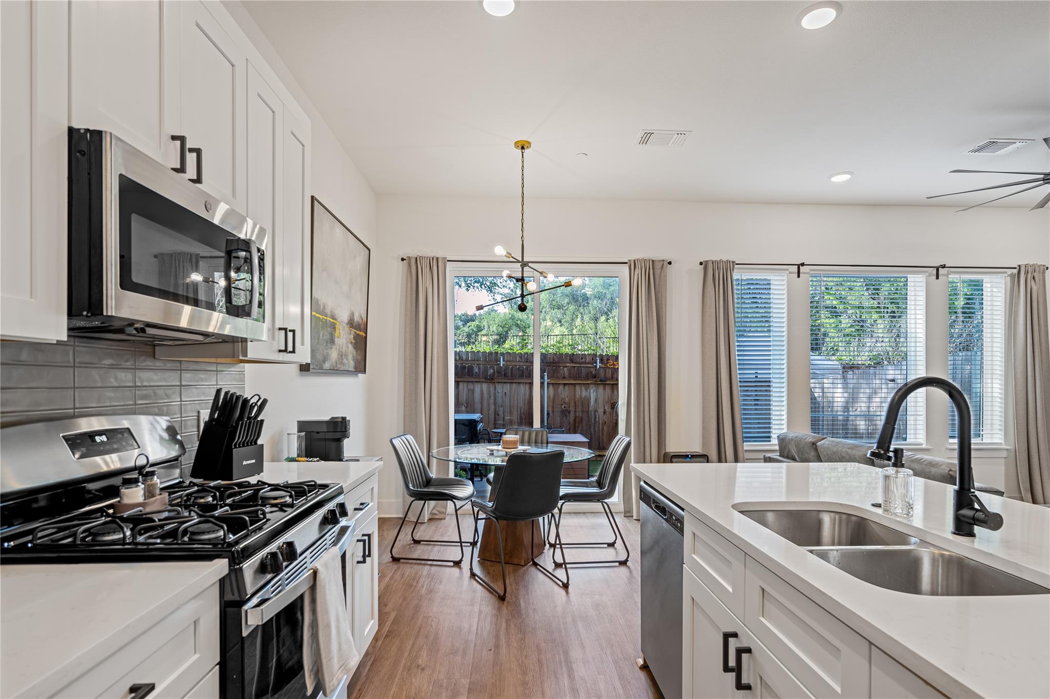 1811 Webberville Rd # 4103, Austin, TX 78721