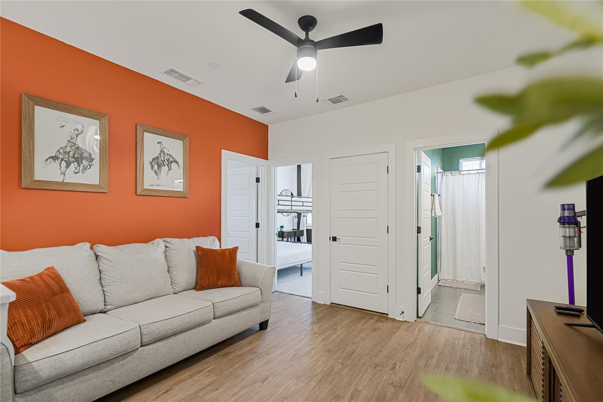 1811 Webberville Rd # 4103, Austin, TX 78721