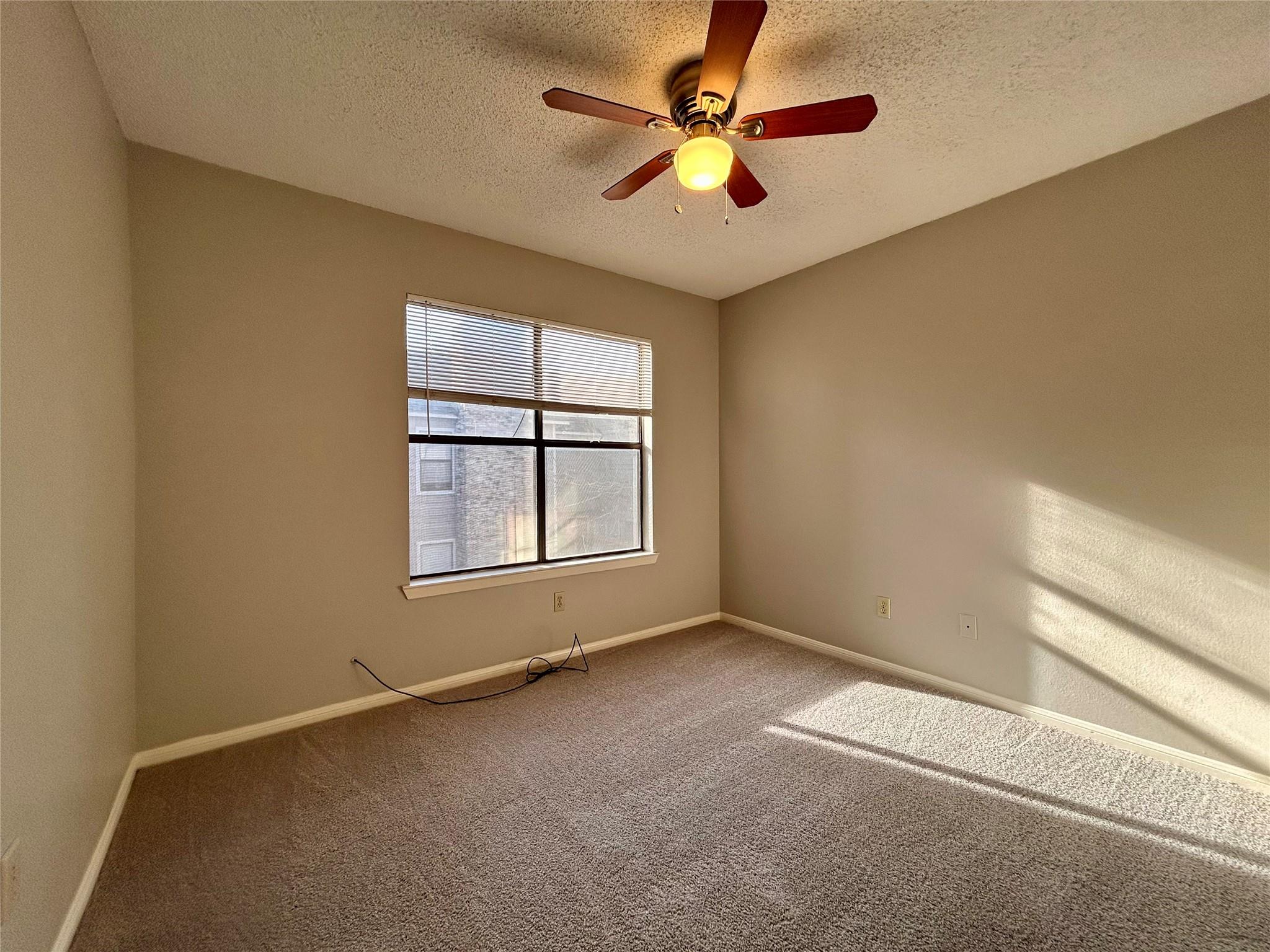 8905 Schick Rd # D, Austin, TX 78729