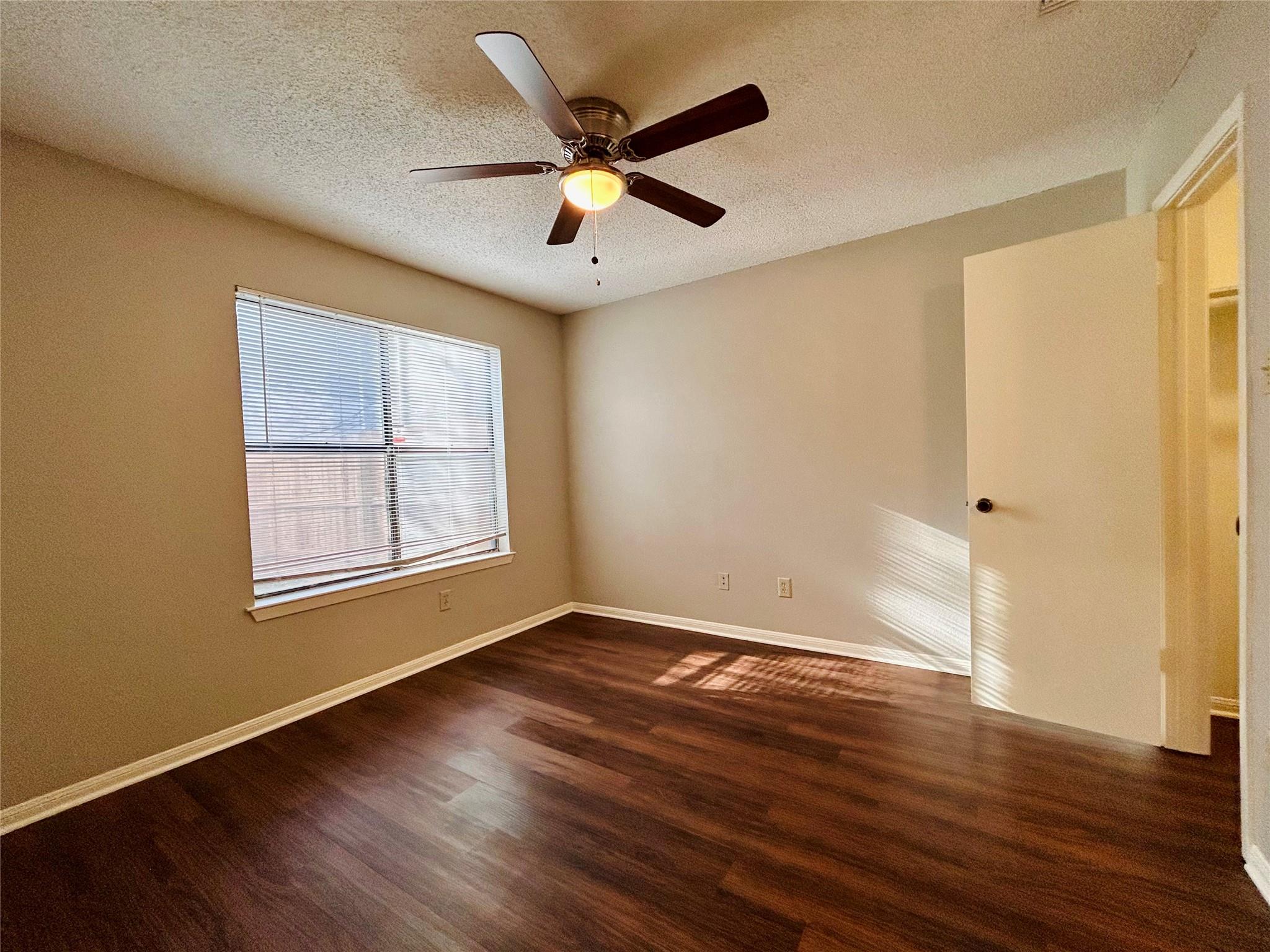 8905 Schick Rd # D, Austin, TX 78729