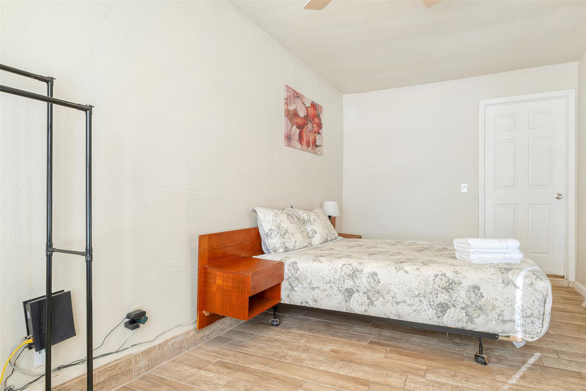 12002 Swan Dr, Austin, TX 78750