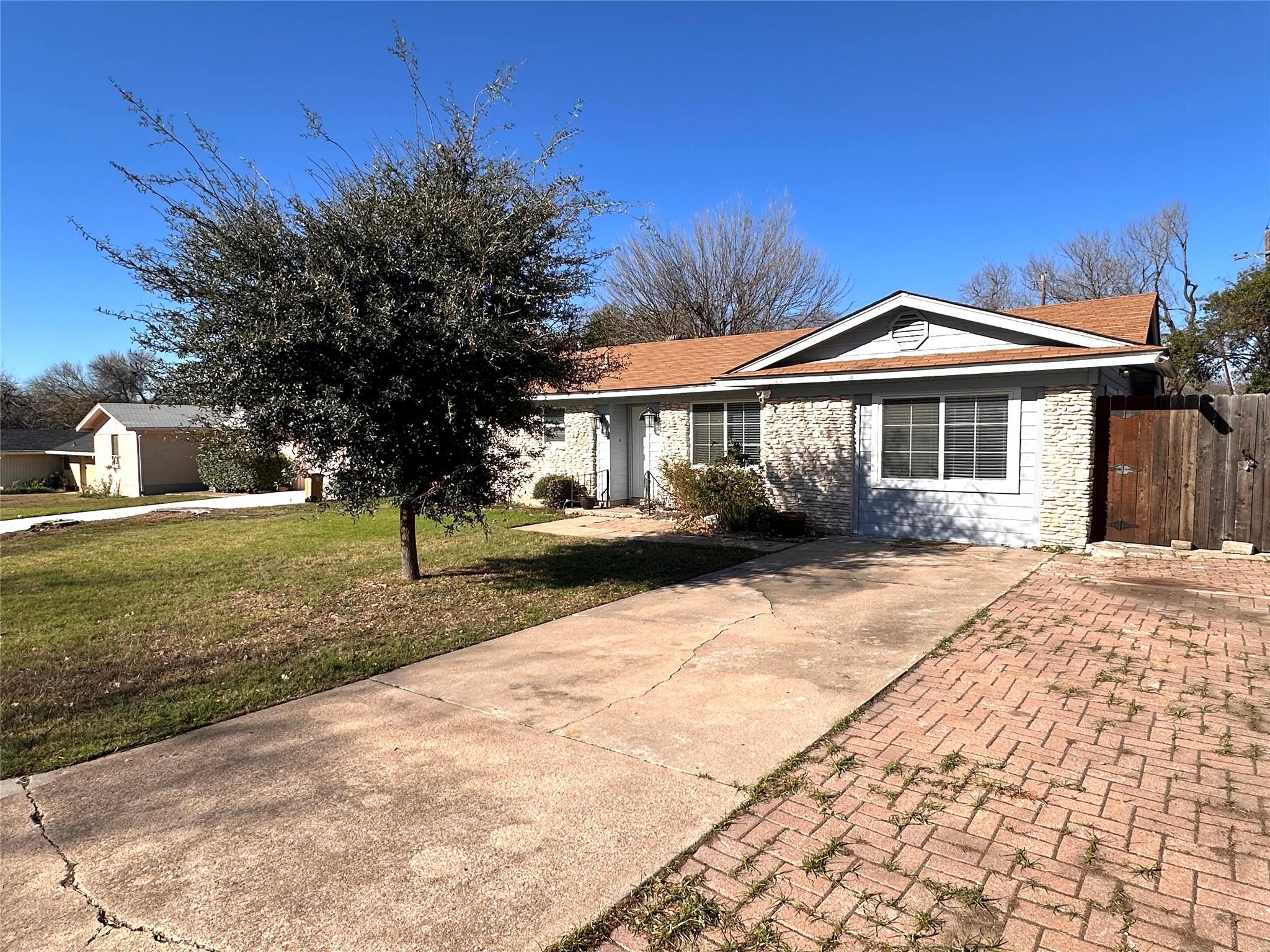 2500 Biggs Dr, Austin, TX 78741