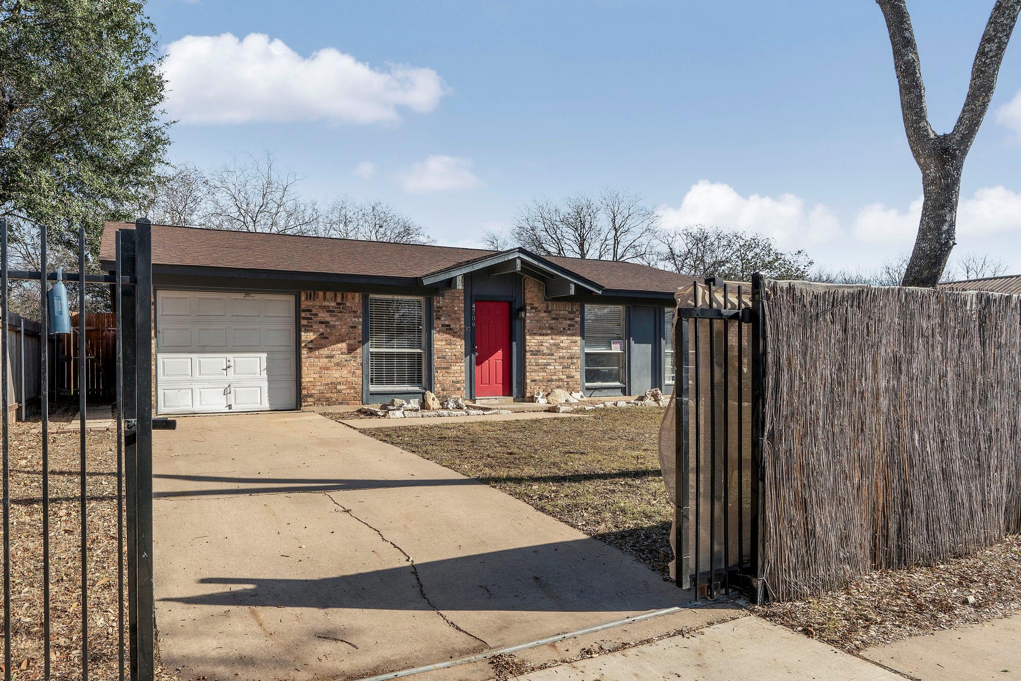 4706 Brassiewood Dr, Austin, TX 78744