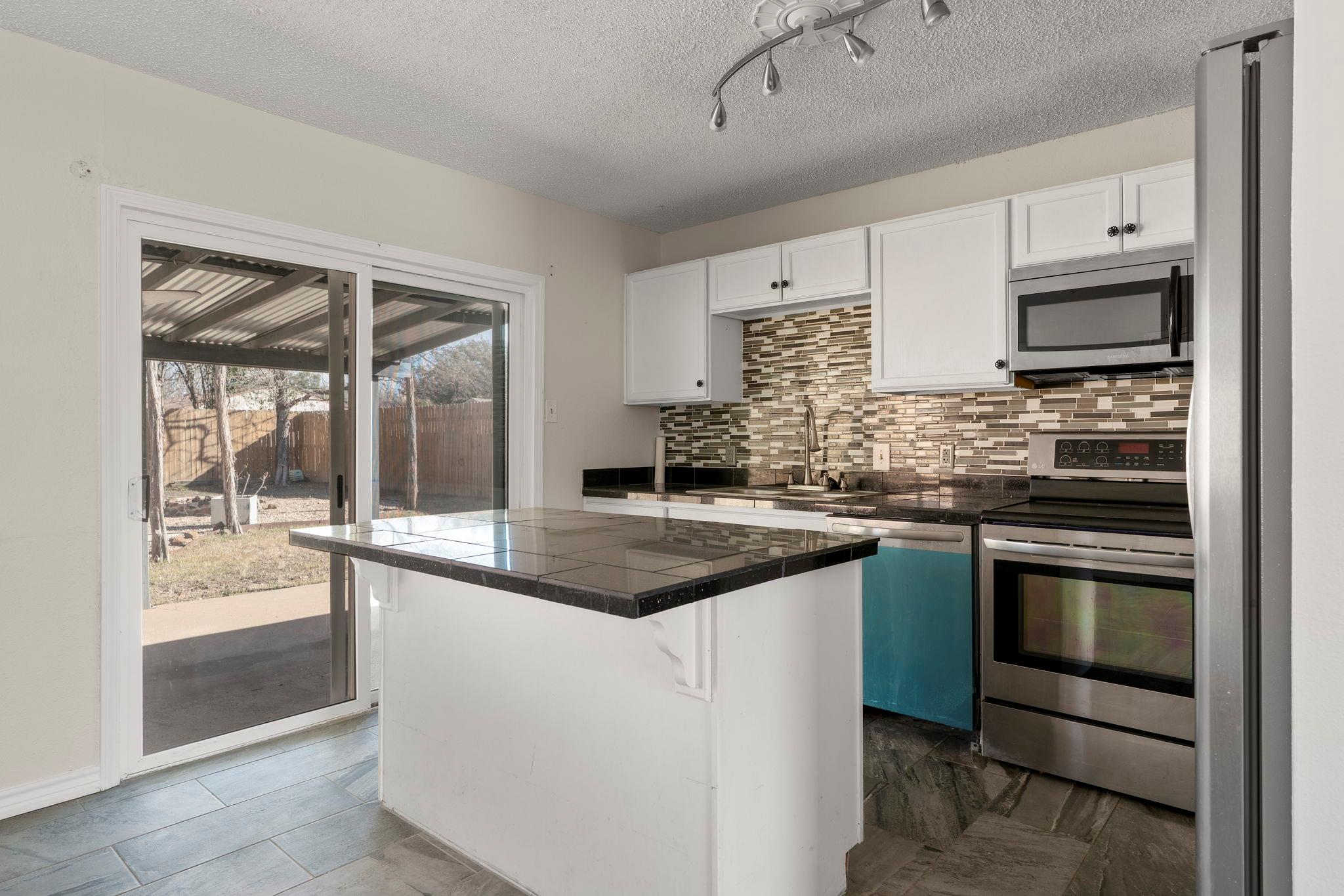 4706 Brassiewood Dr, Austin, TX 78744