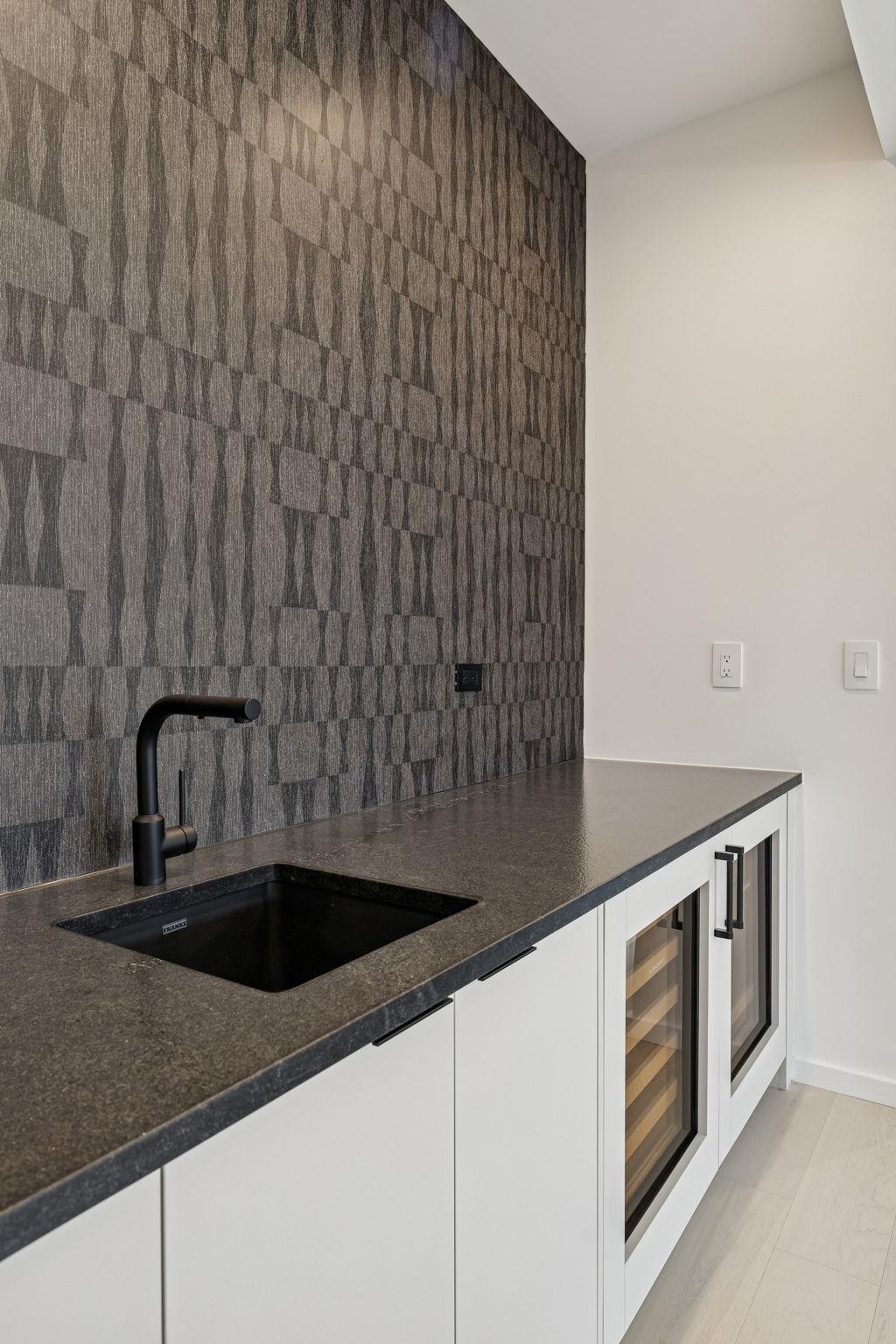 3007 Locke Ln, Austin, TX 78704